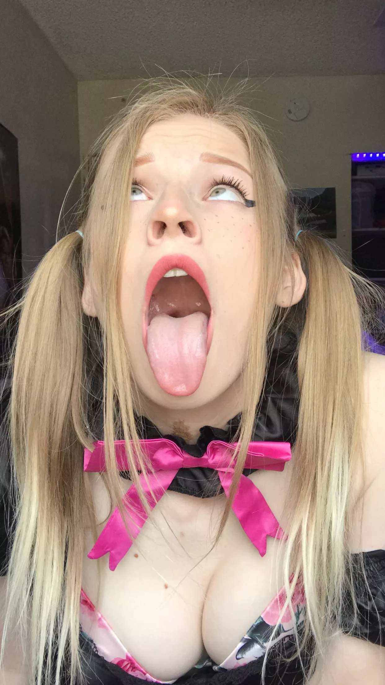 please cum in my mouth master I’m so horny