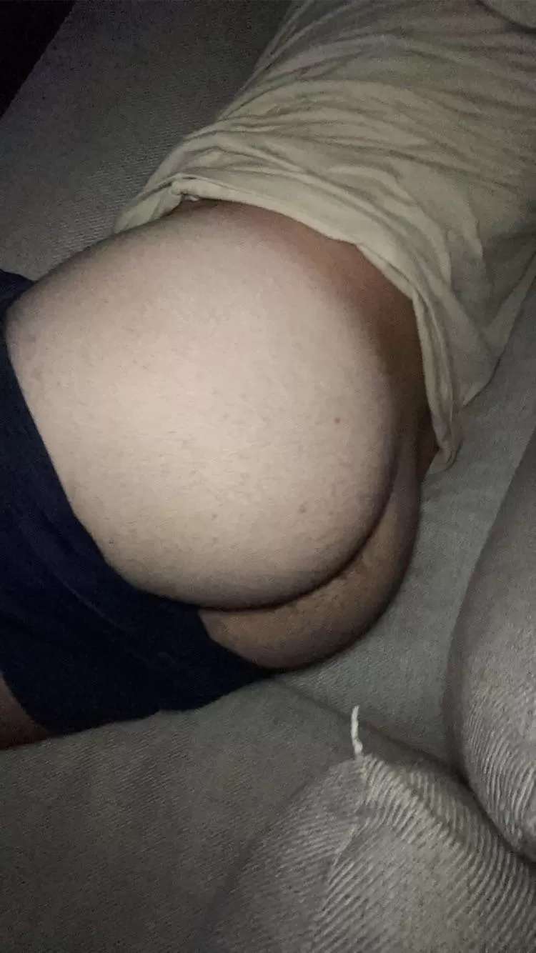 pm me if u have a big cock