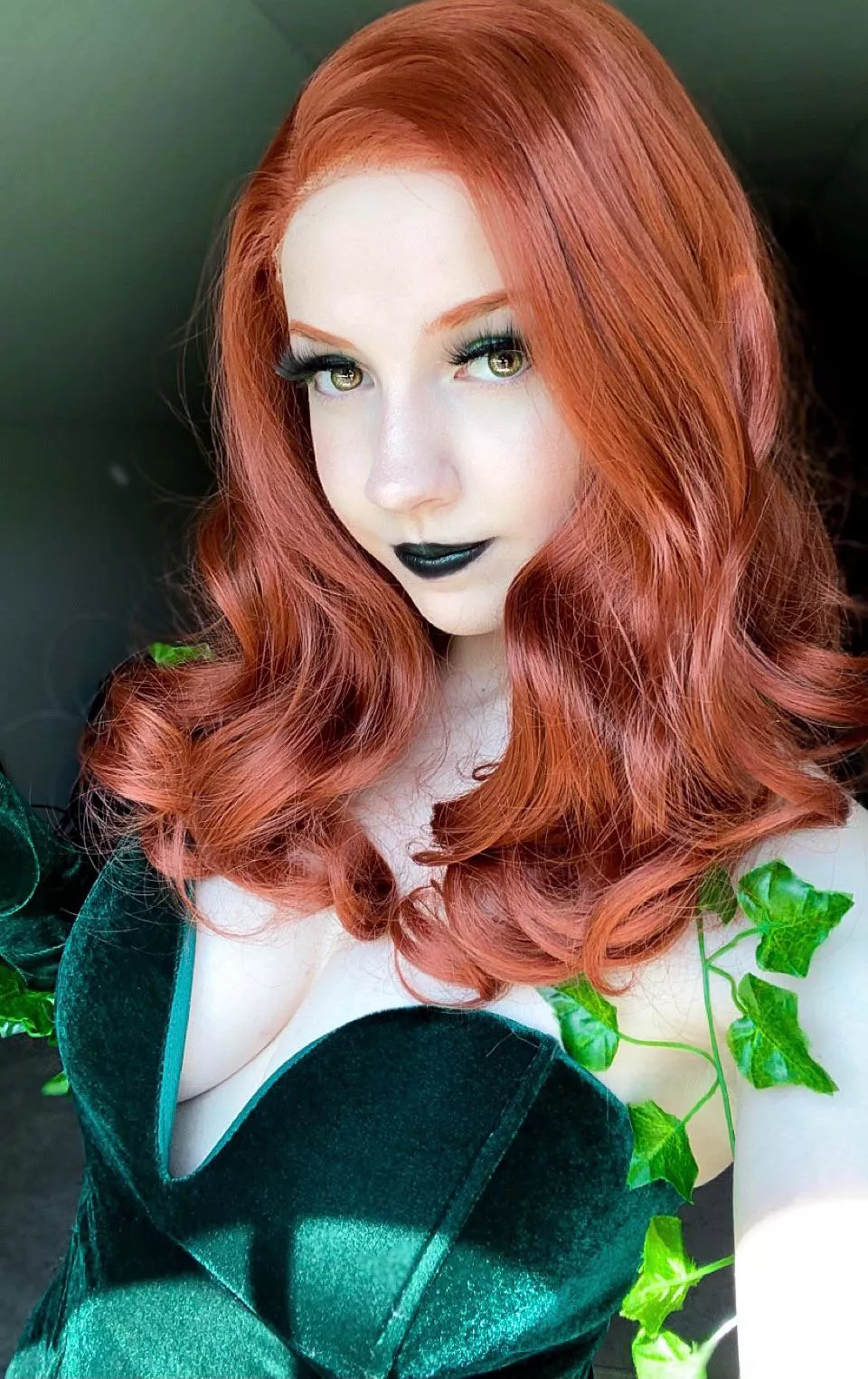 Poison Ivy by Cllownin