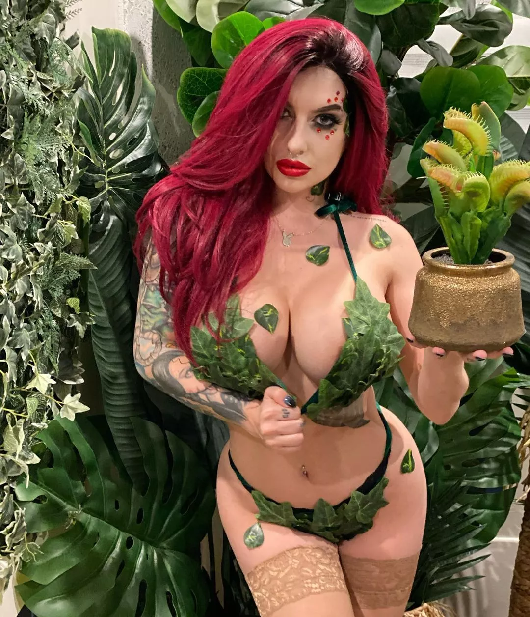 Poison Ivy by Cubbi Thompson