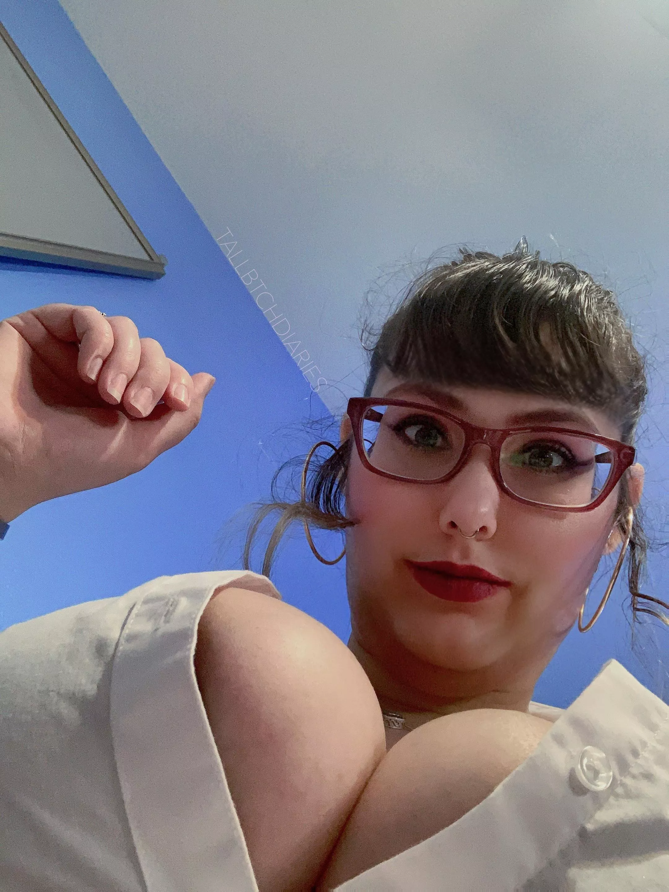 Pov: your head is now my boobs resting place ♡