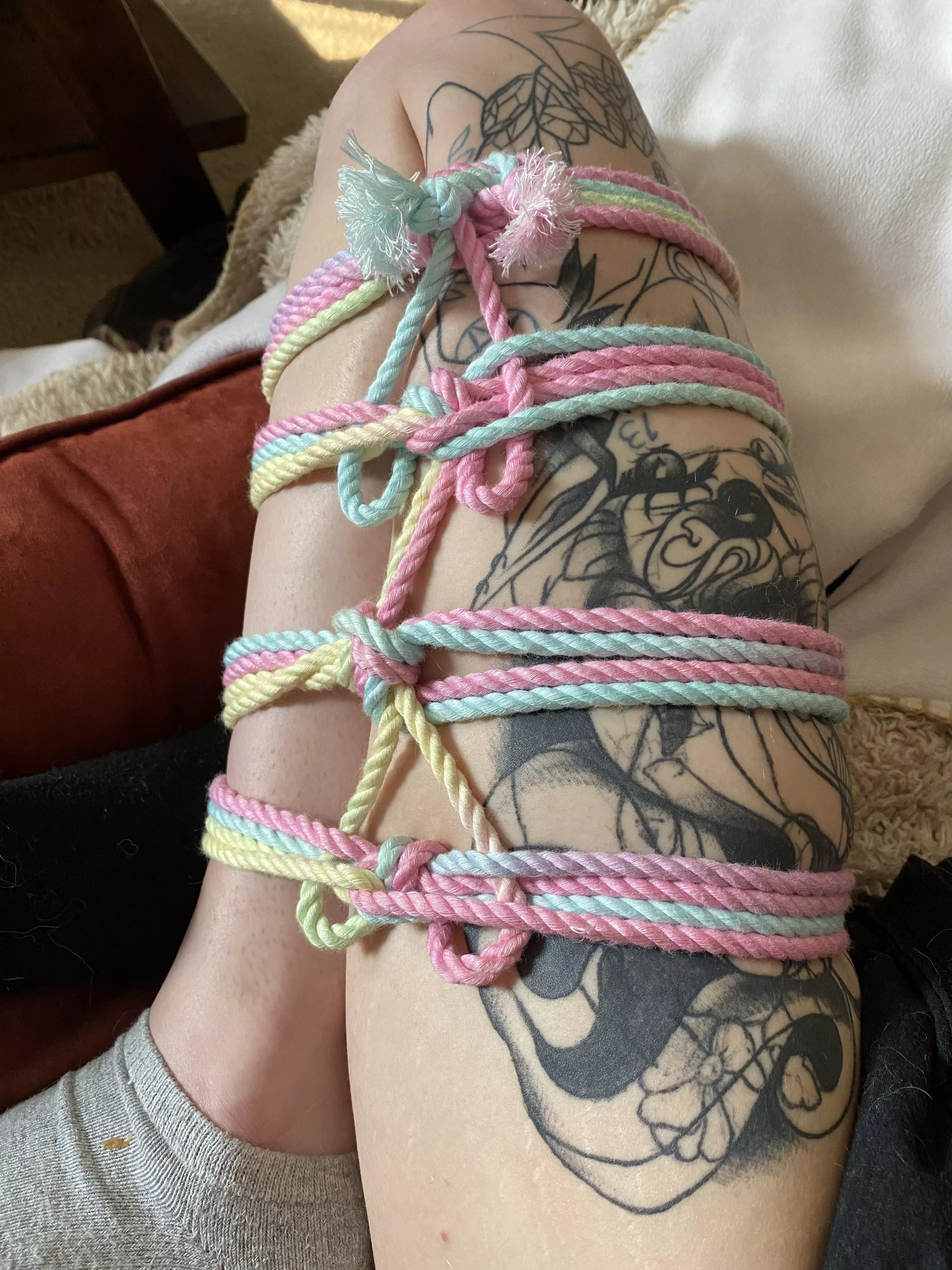 Practicing with some new pastel rainbow bamboo silk from Kinbaku Studios 💕