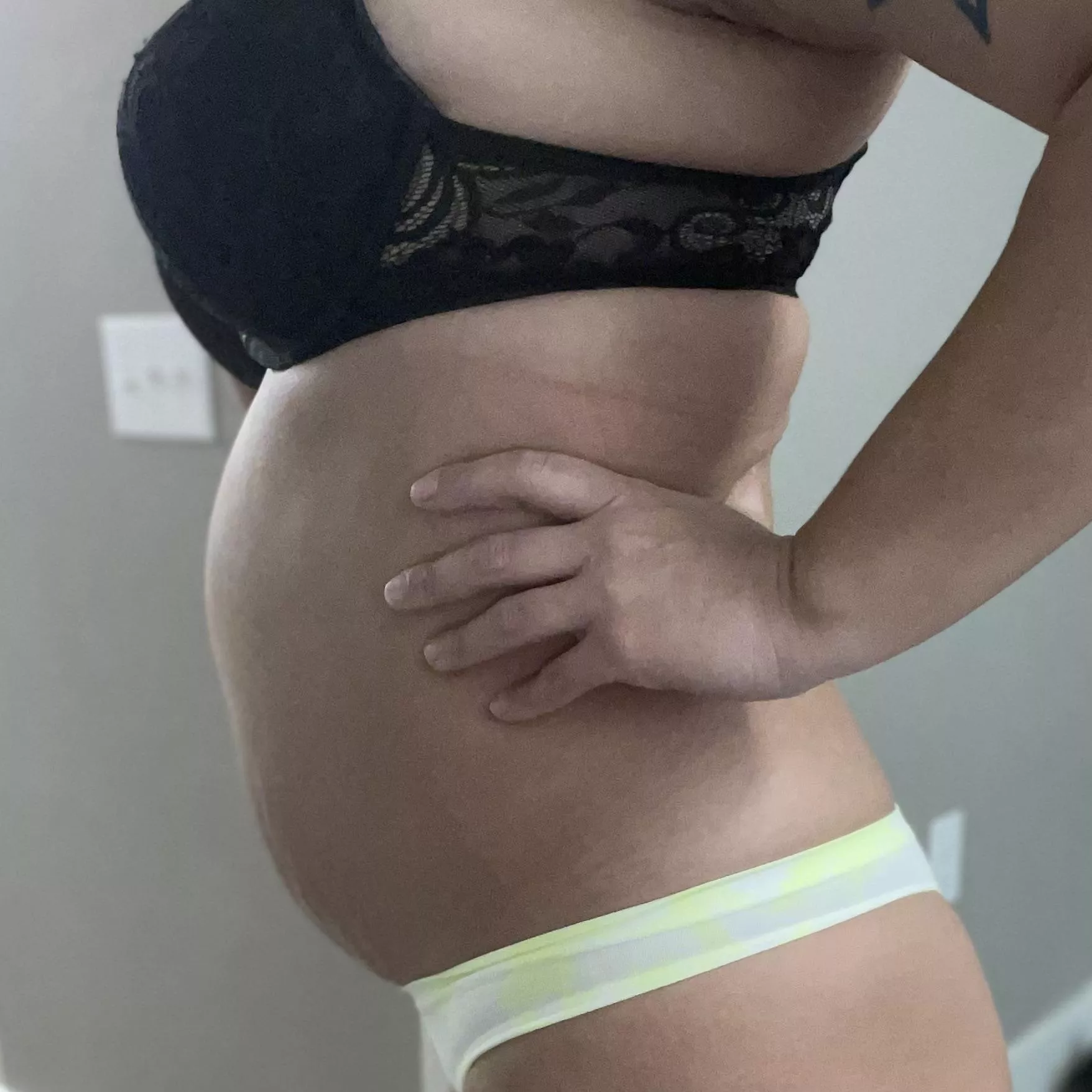 Pregnant mom of 2. Would you fuck me??