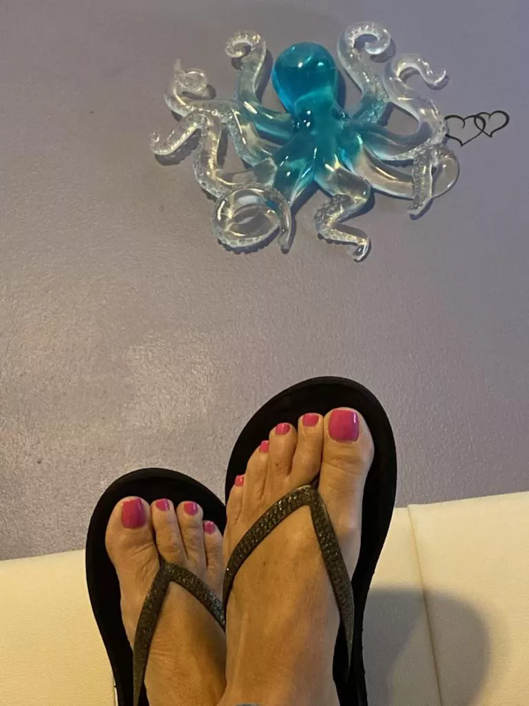 Pretty toes