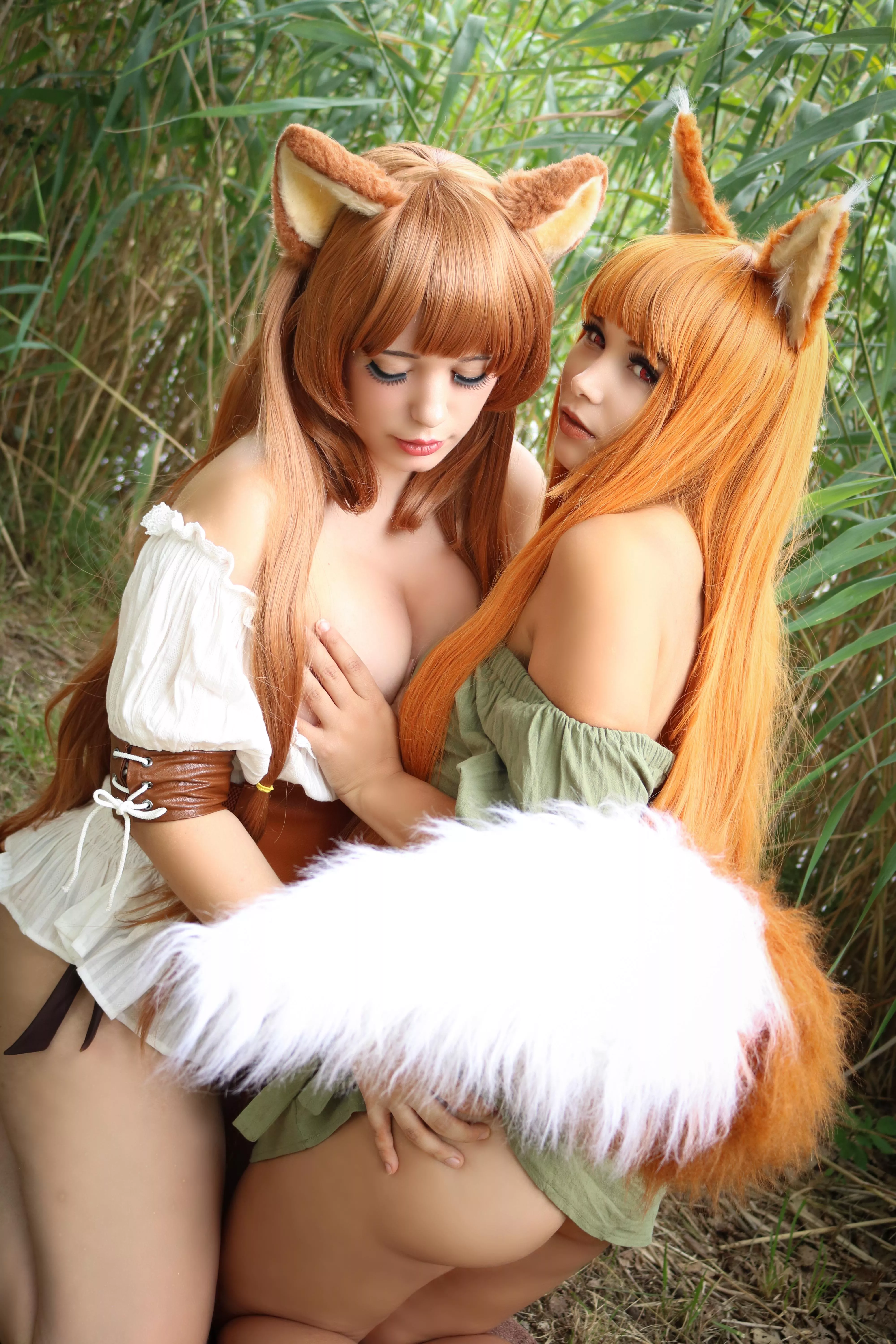 Raphtalia or Holo who do you prefer? (By Lysande and Gunaretta)