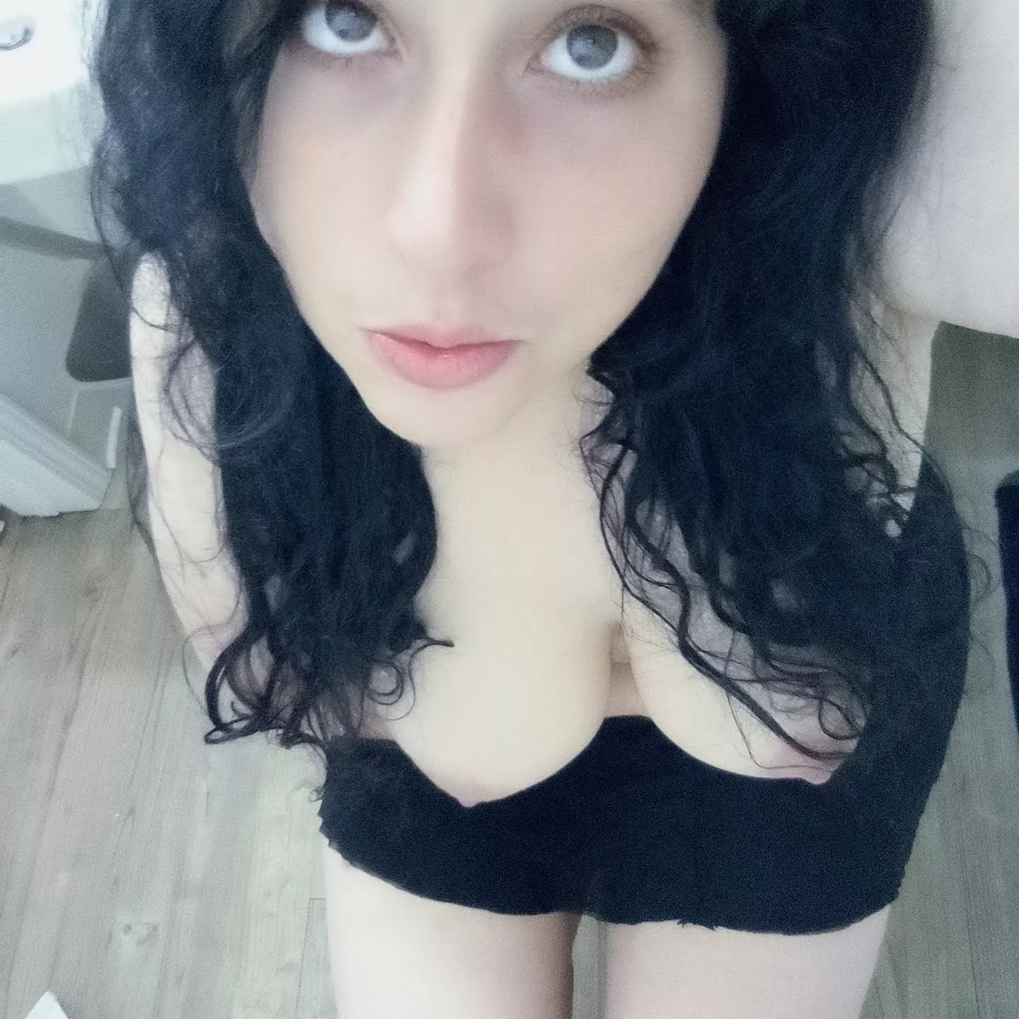 Rarely show my face, but I'm liking putting on make up and wearing black Gothic skirts (35)