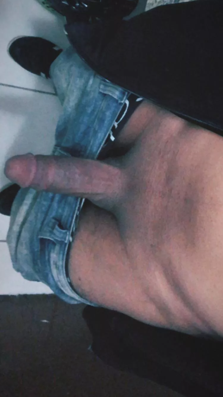 Rate my brazilian dick 🇧🇷