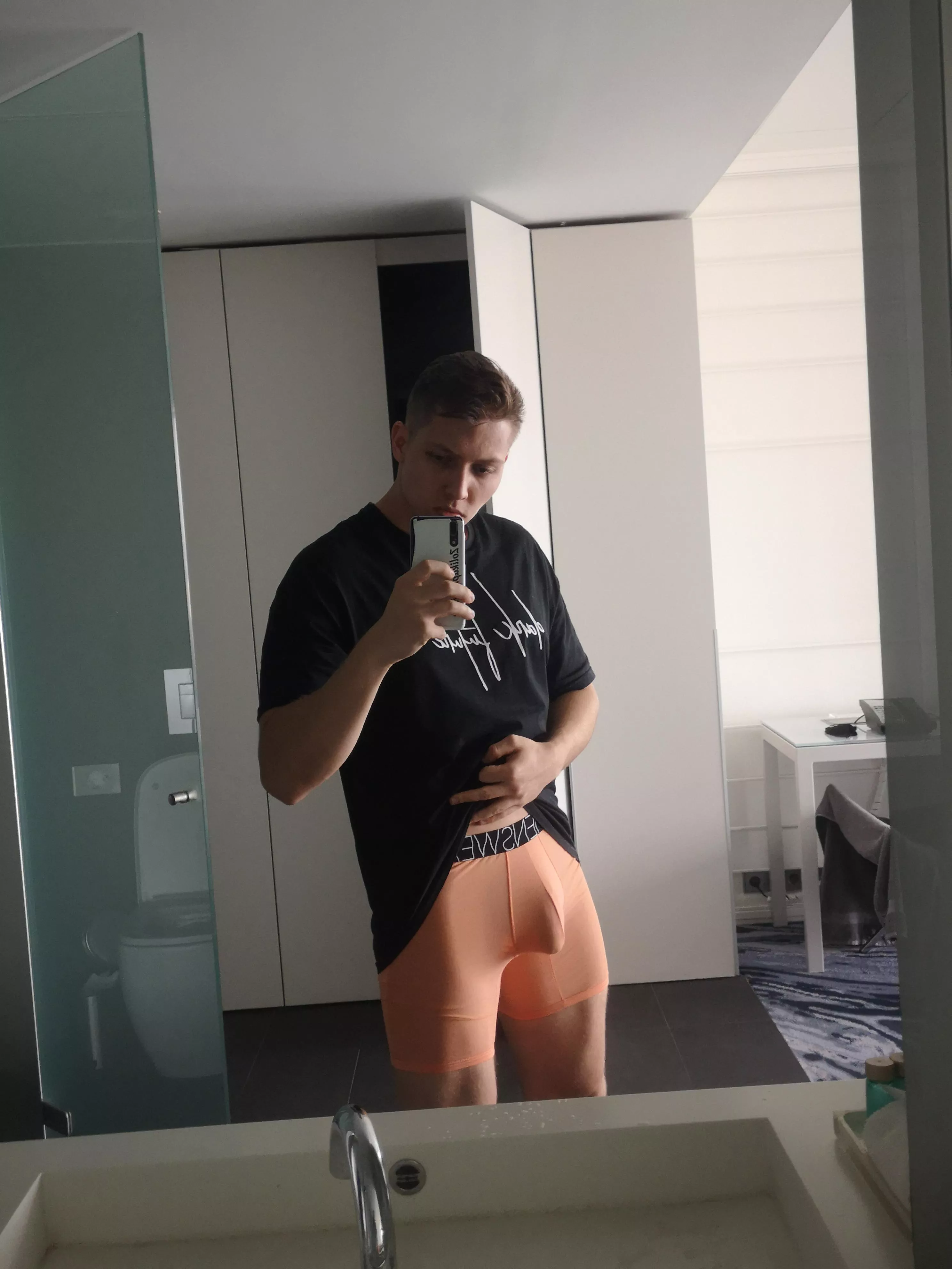 Rate my Bulge ðŸ˜œ