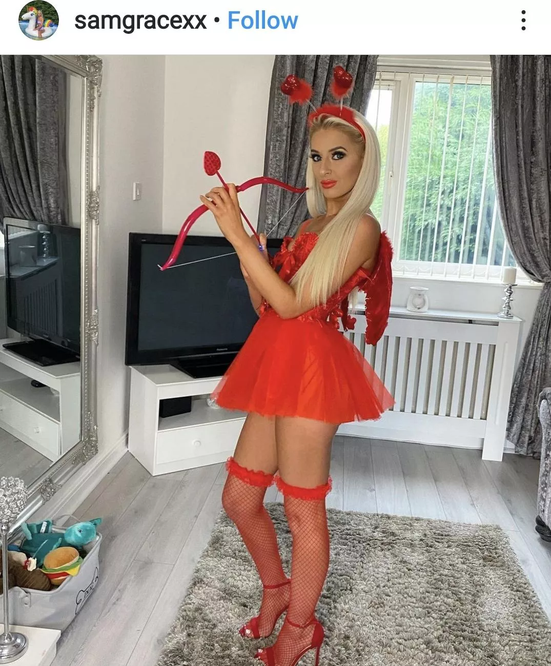 Red cupid