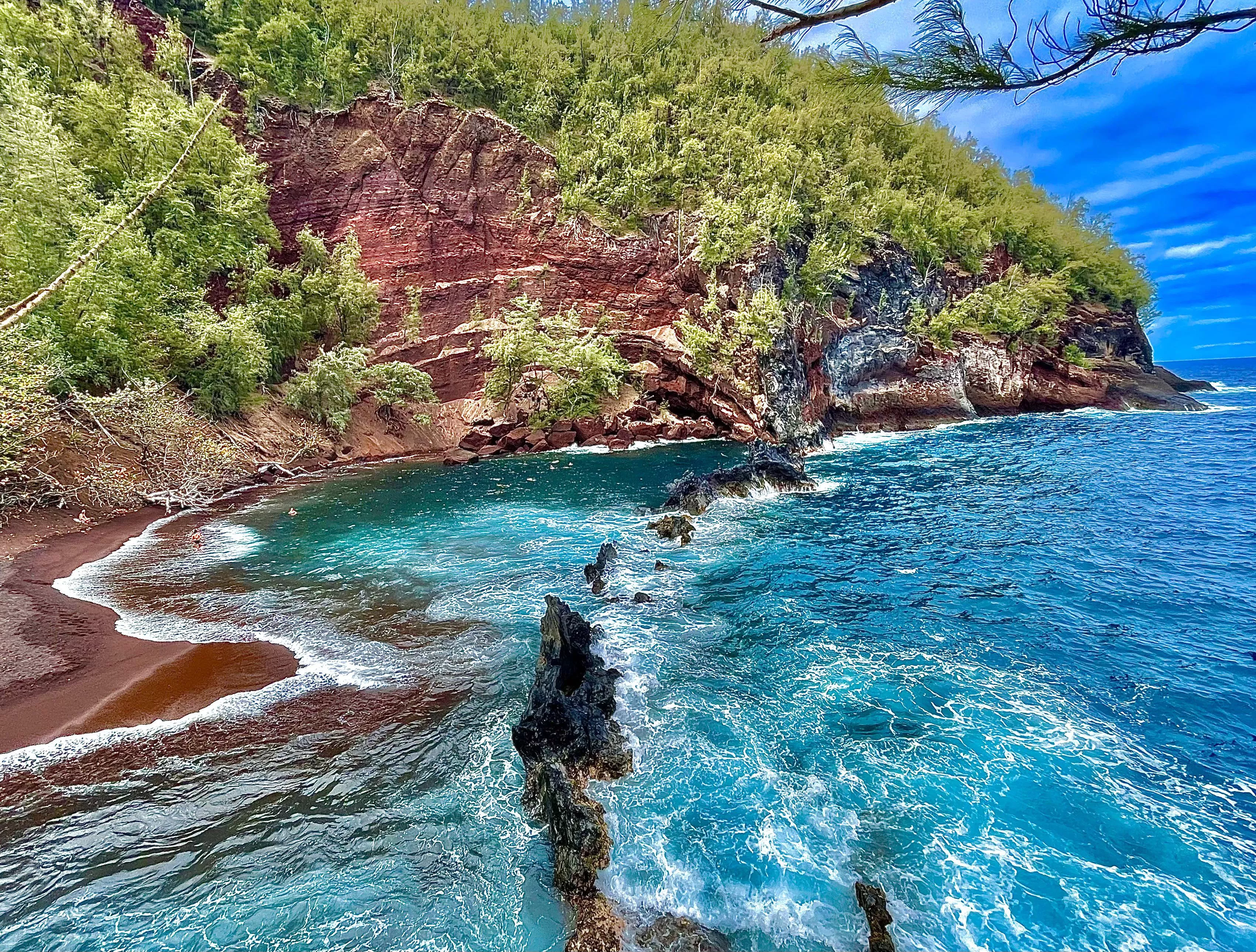 Red Sand Beach from the other day :) 🤙🏼