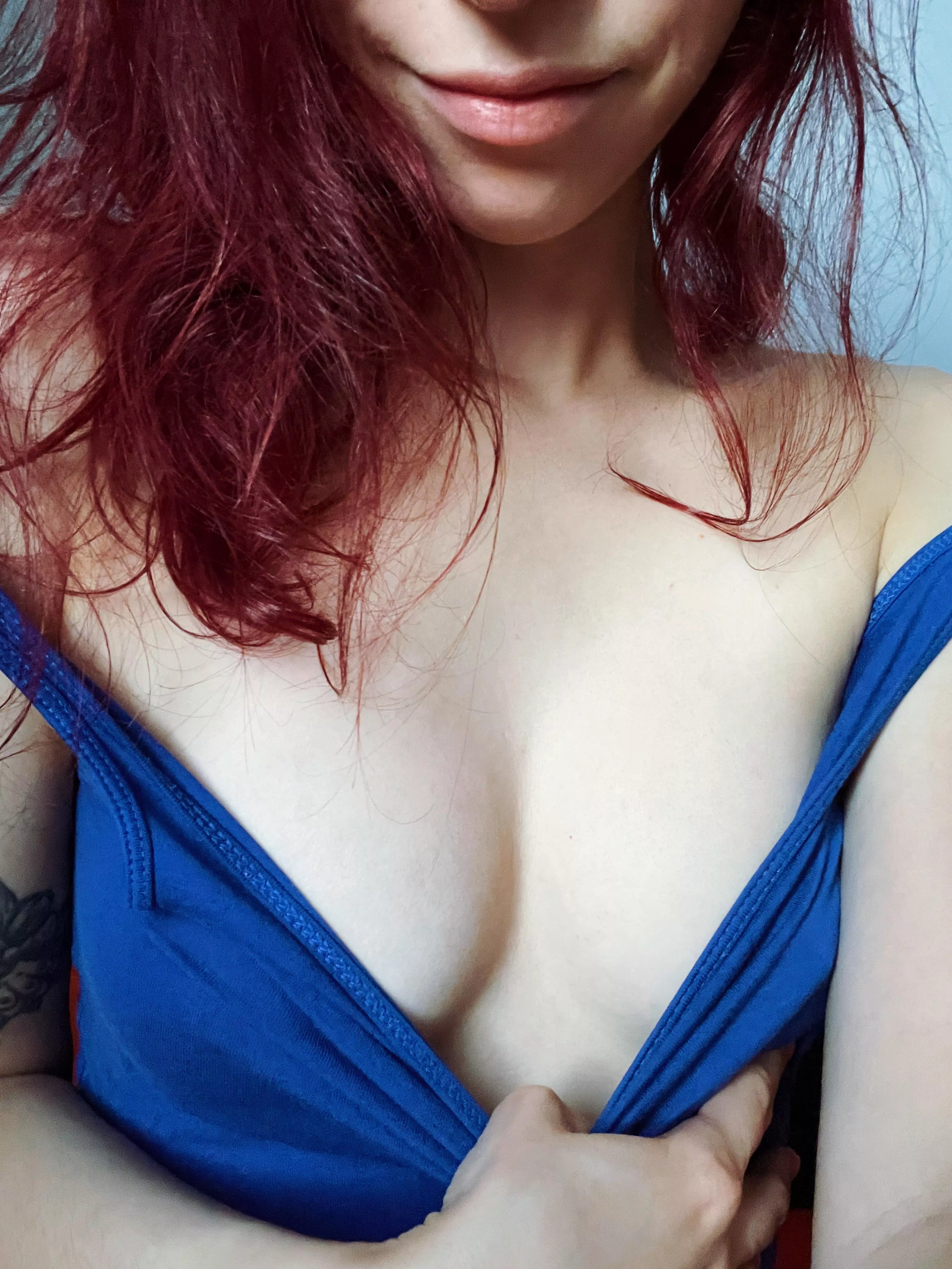 Redheads are the most fun, right?ðŸ˜œ now let me be Your best girl â¤ï¸ðŸ˜ [selling] fansly/of @dellarux ||customs are possible