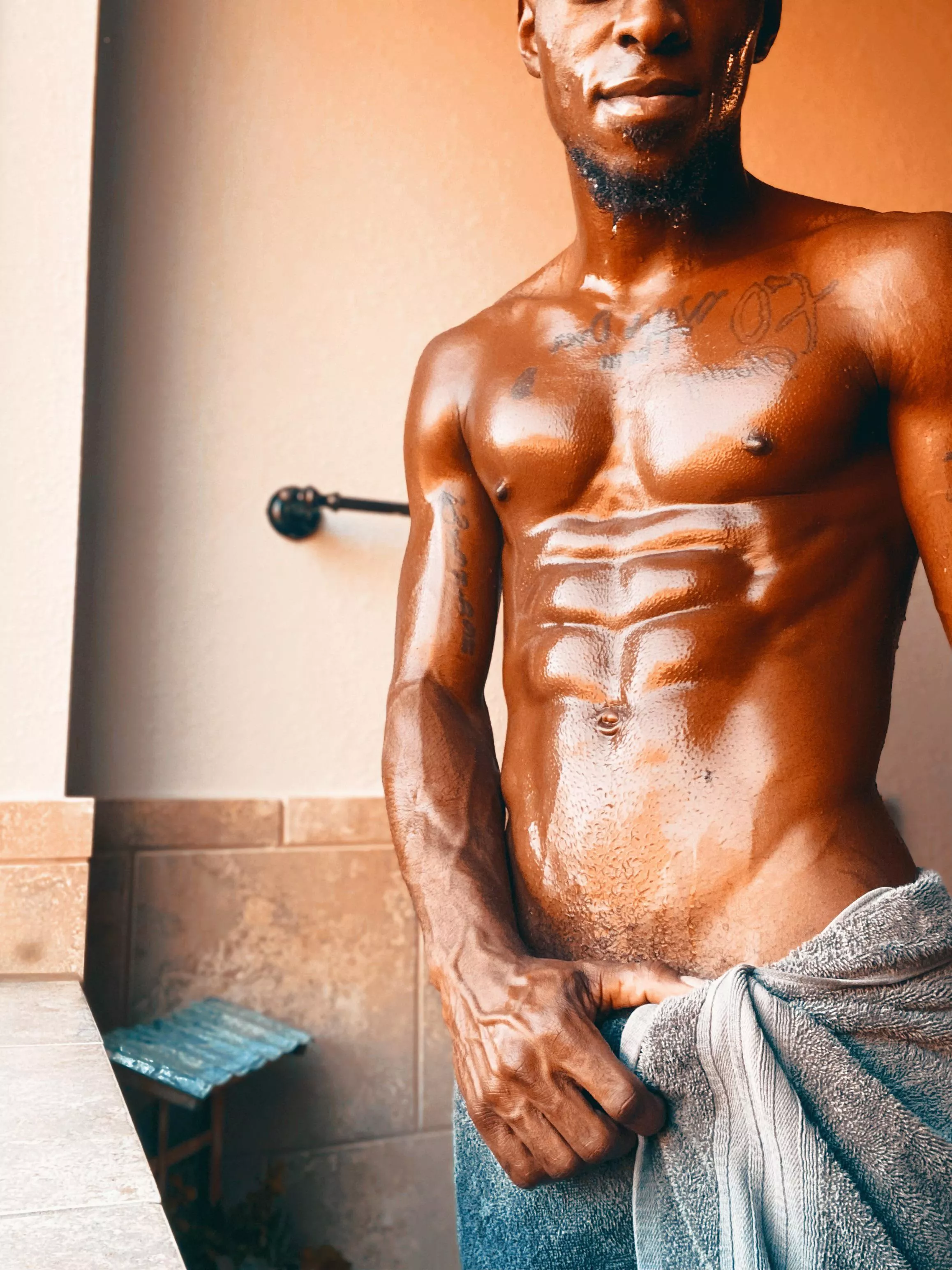 Relaxing shower after the workout (m)