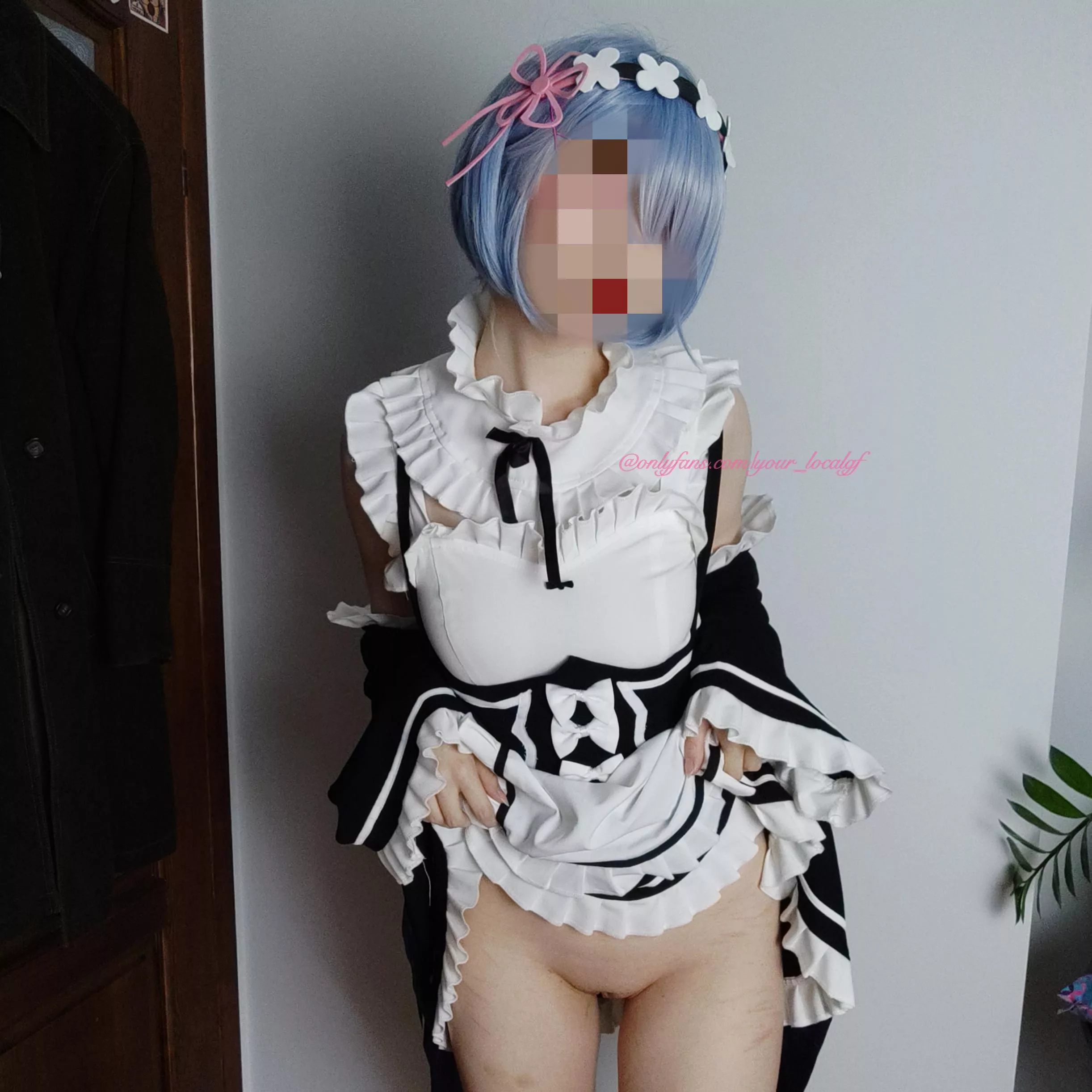 Rem again! Who wants some food?