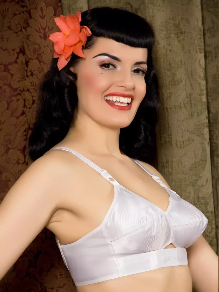 Retro bullet bra