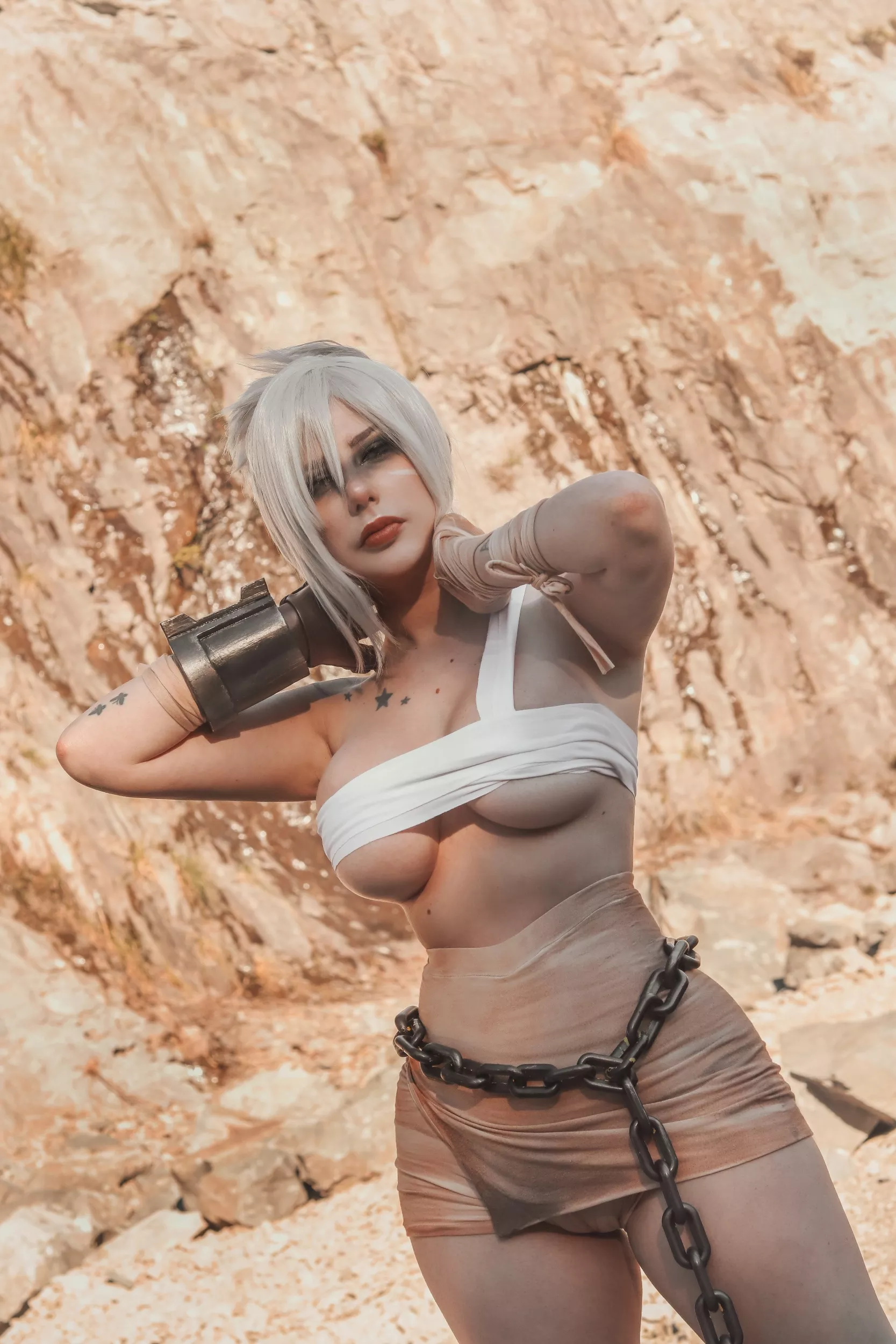 Riven by Giu Hellsing