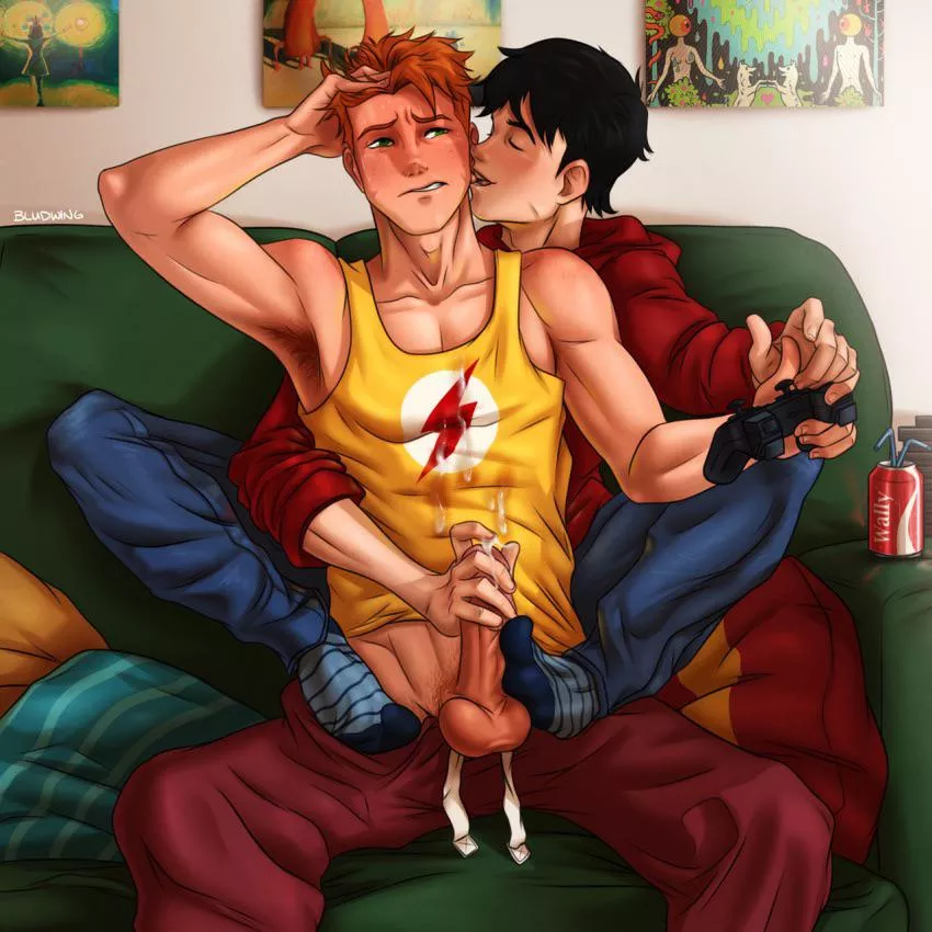 Robing and Kid Flash make out on the couch (Bludwing)