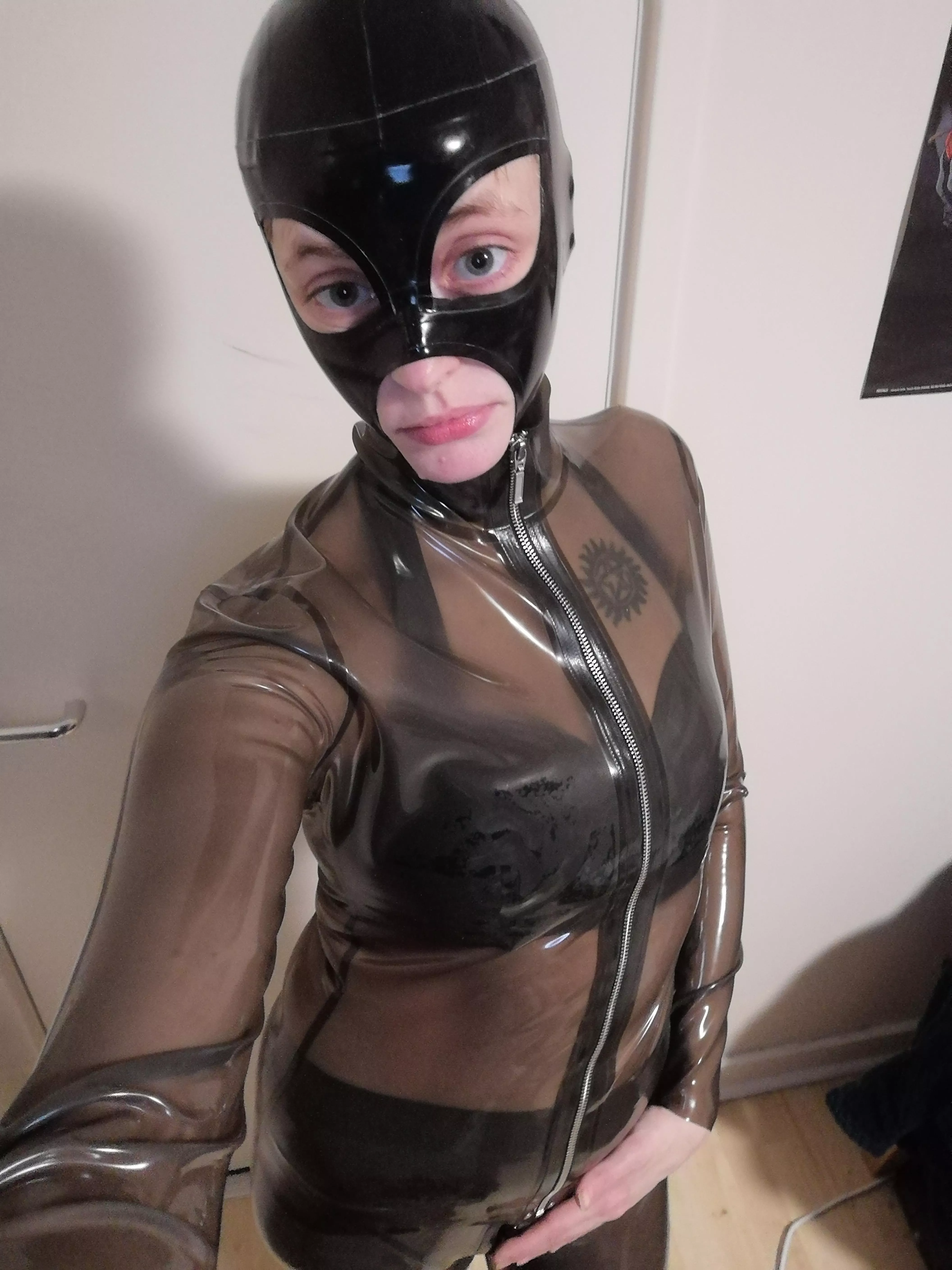 Rubber from head to toe ðŸ’œ [F] [OC]