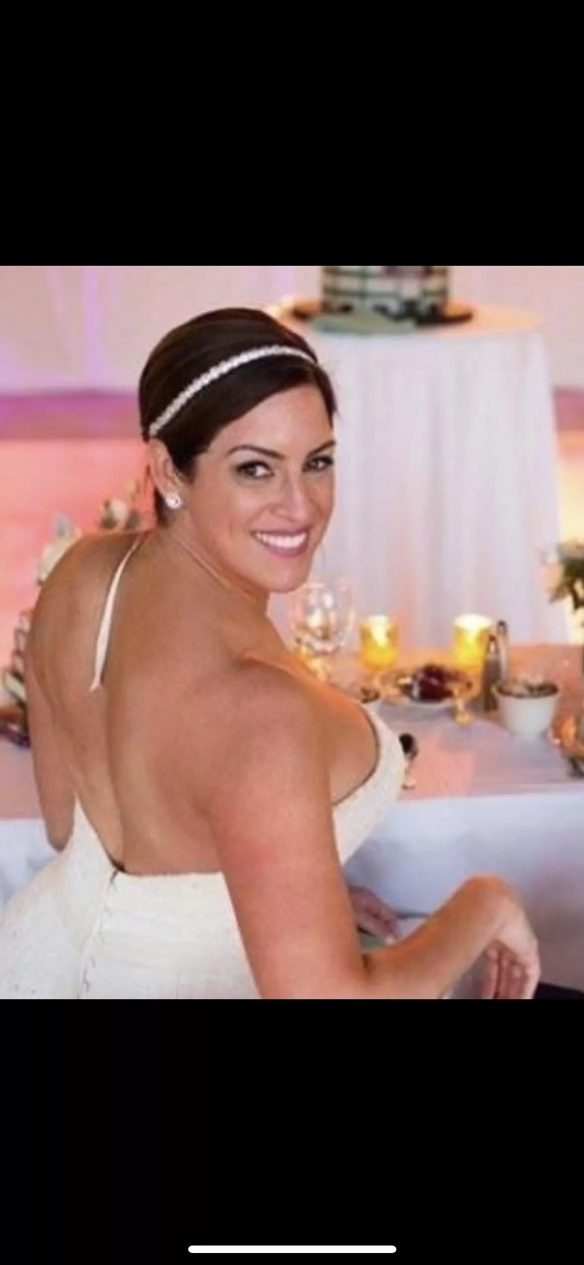 Sarah Spainâ€™s big jugs from behind