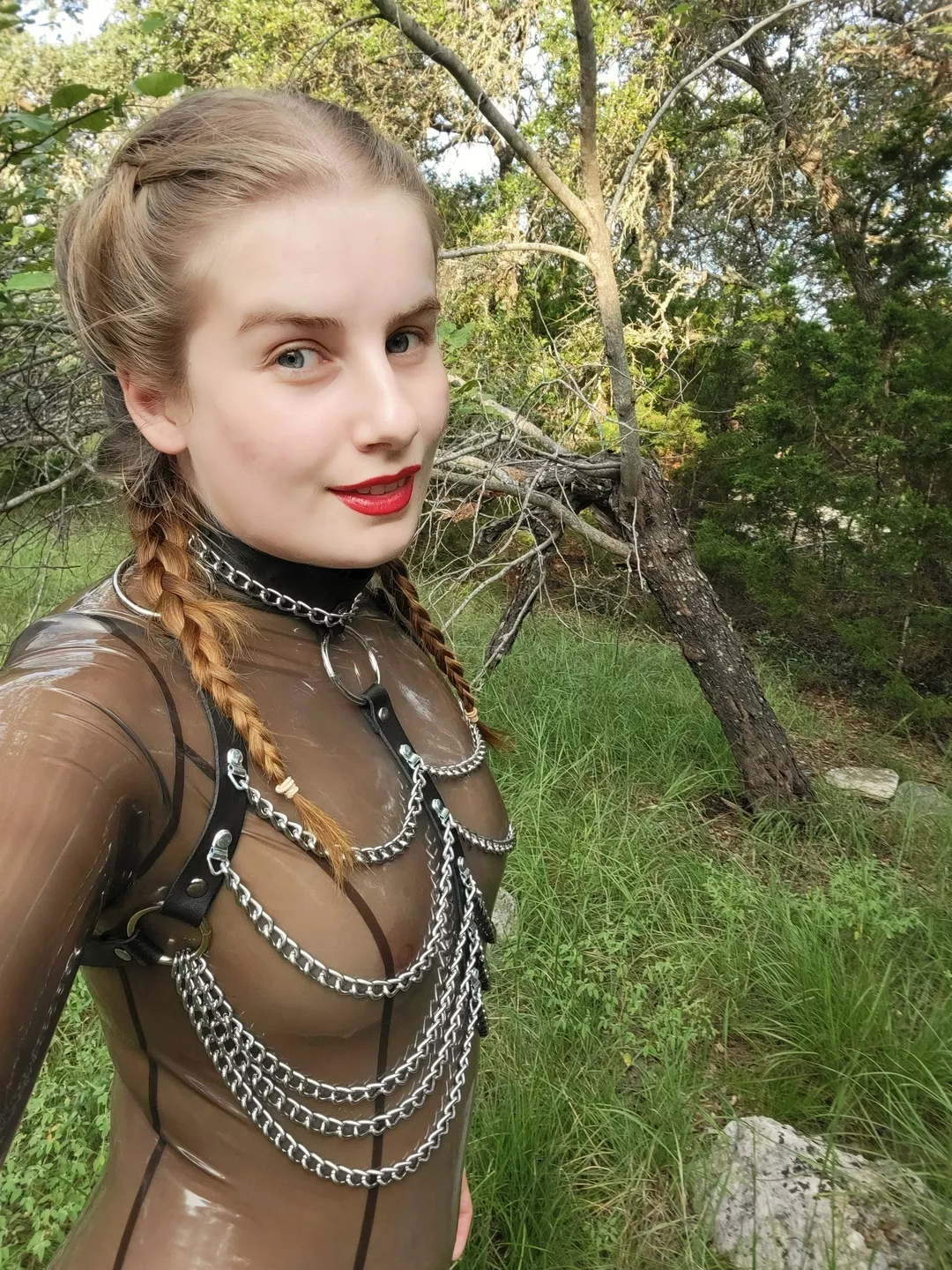 See-through and chained