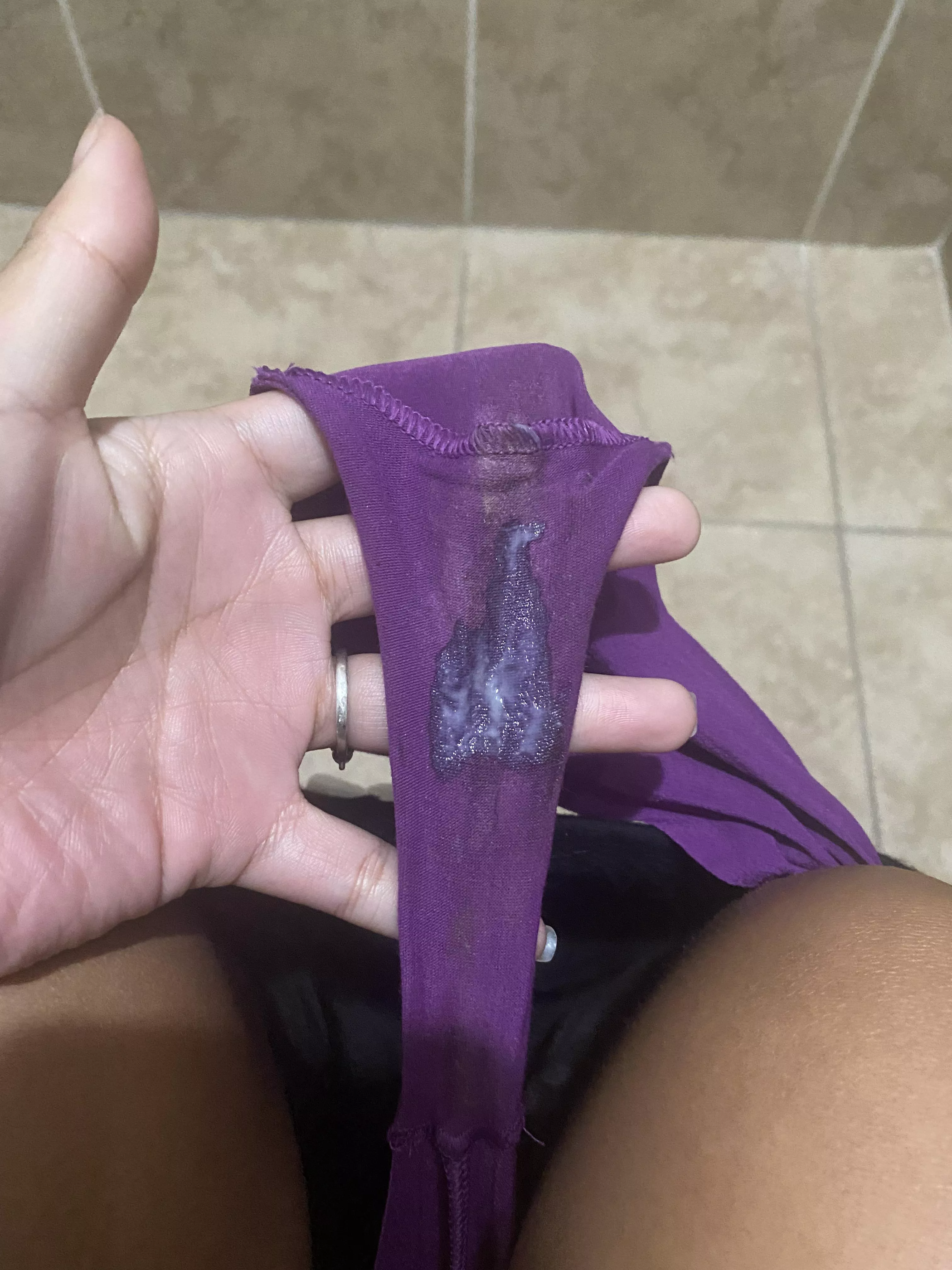 [selling] dirty and smelly thong worn for 3 days and adding more! âœ¨ accepting crypto.com, cashapp, venmo, and paypal âœ¨ contact me if youâ€™re interested âœ¨ kik poisonpeach_ âœ¨ [sweaty] [small] [Florida]