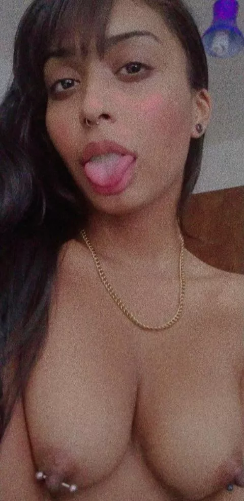 [SELLING] [F] 🔥 THIS HOT LATINA WANNA MAKE U CUM HARD 🔥SEXTAPE, CUSTOM, WEBCAM, SEXTING 👉👉👉👉👉👉 Snapchat: Alaskalew04 Kik: Alaska04l