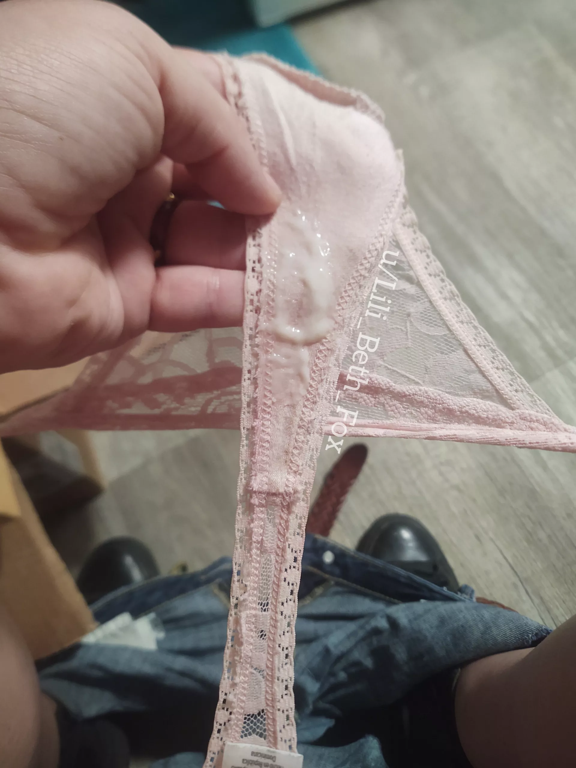 [Selling] Today's panty is AVAILABLE! ðŸ’¦ Sticky with grool and still on me! â¤ï¸ Kik Lili_Beth_Fox