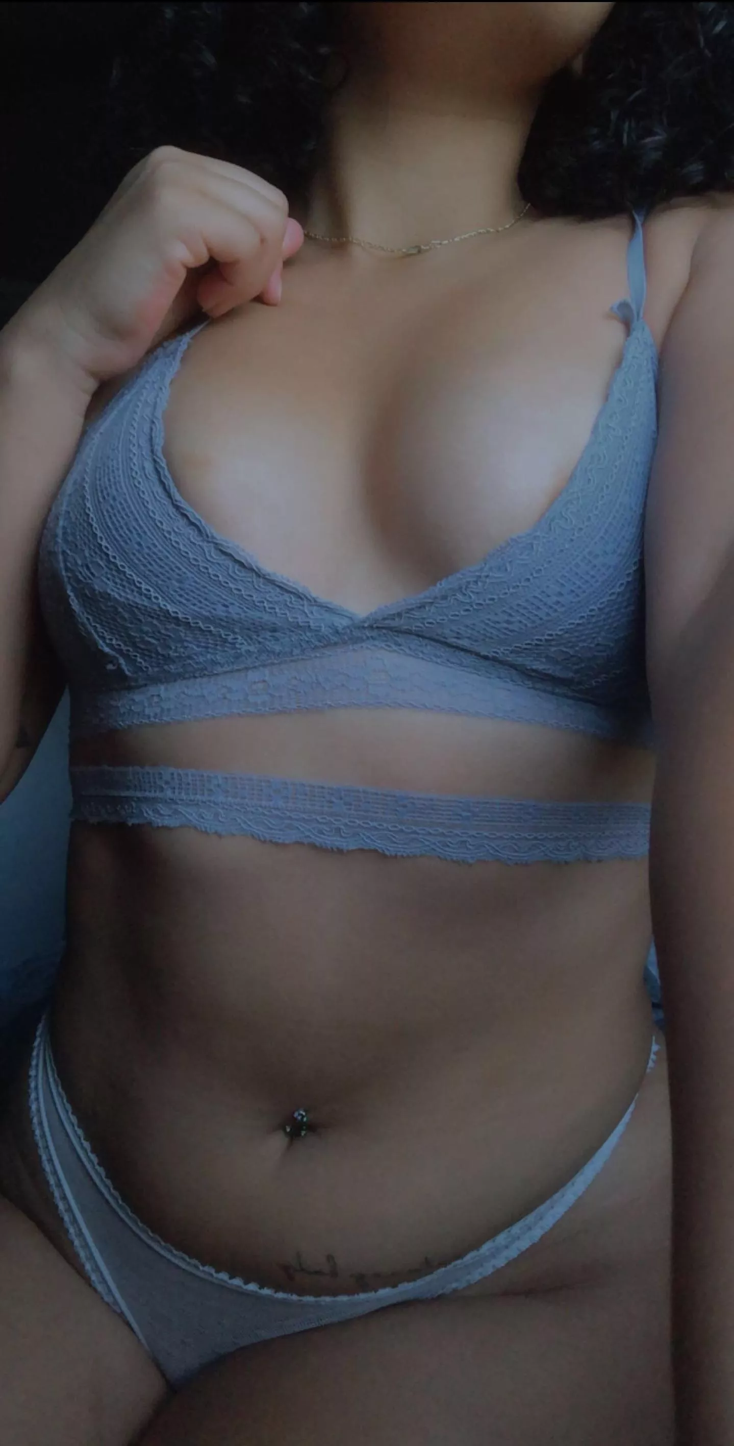 [SELLING]Guys need to cum i can help you with that, come on kik got little sale for horny guysðŸ¤­ðŸ˜Š Showing faceðŸŽŠ, VerifcationâœŒ, Blowjob videoðŸ‘…, Nudes PICðŸ‘ and VIDEOSðŸ’¦ LIVE OR COLECTION ðŸŽ‰ðŸŽŠ KIK --> cotyhoty