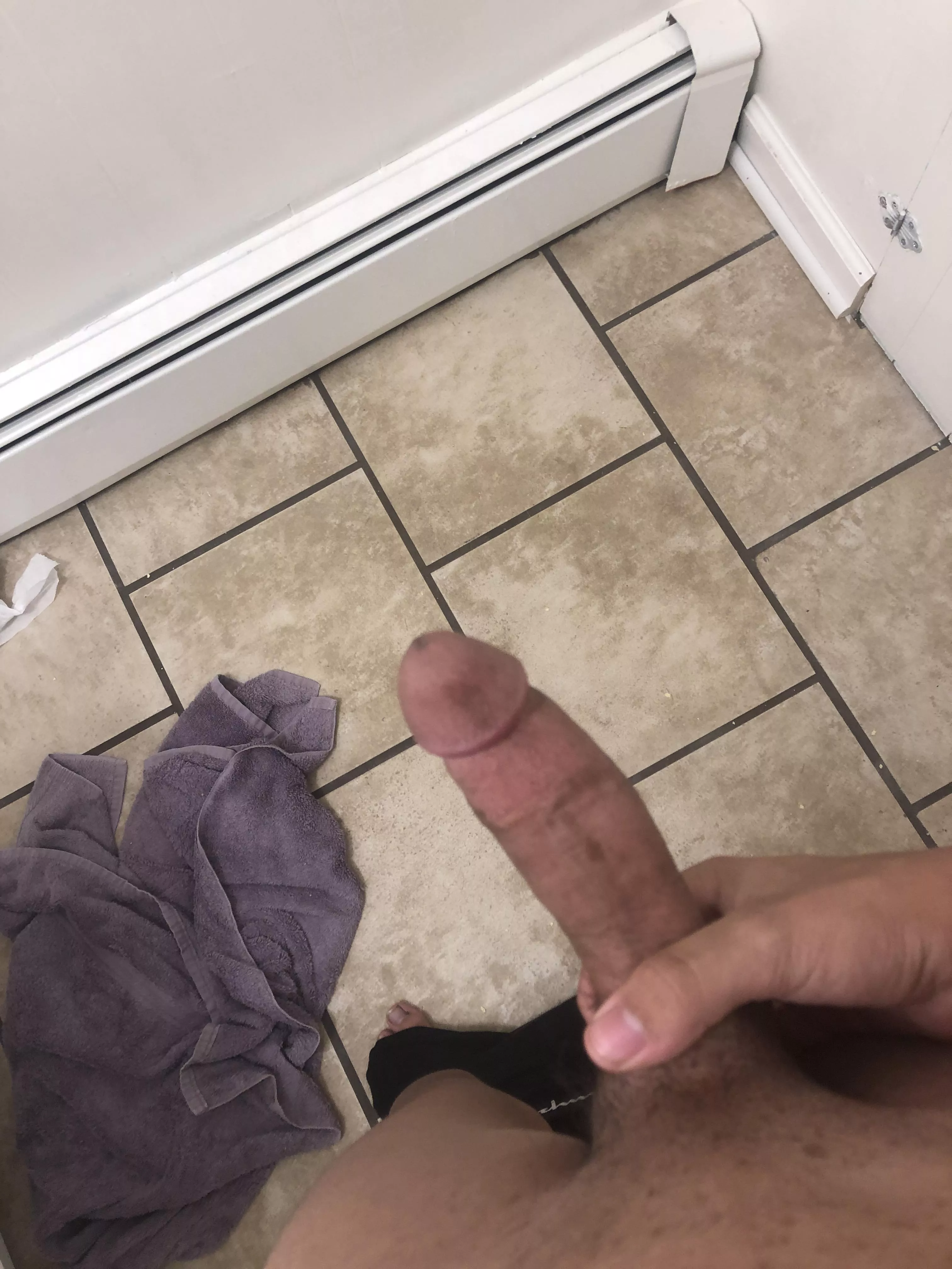 Send me sum Iâ€™m sooo horny