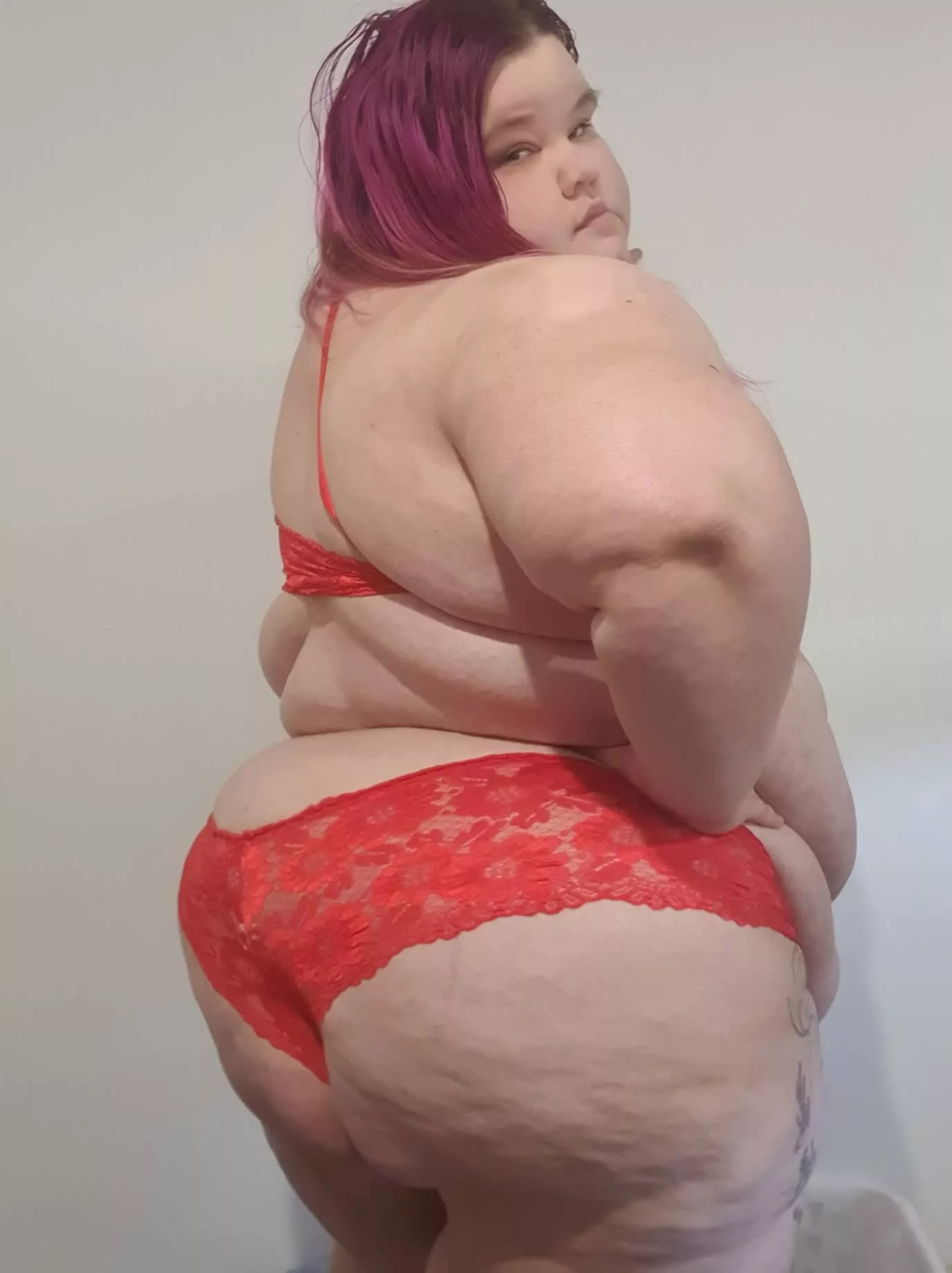 Sexy Naughty Aussie SSBBW! ðŸ˜