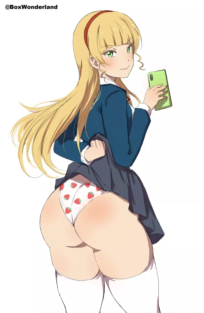 Sheesh Sumire's ass is deliciously fat