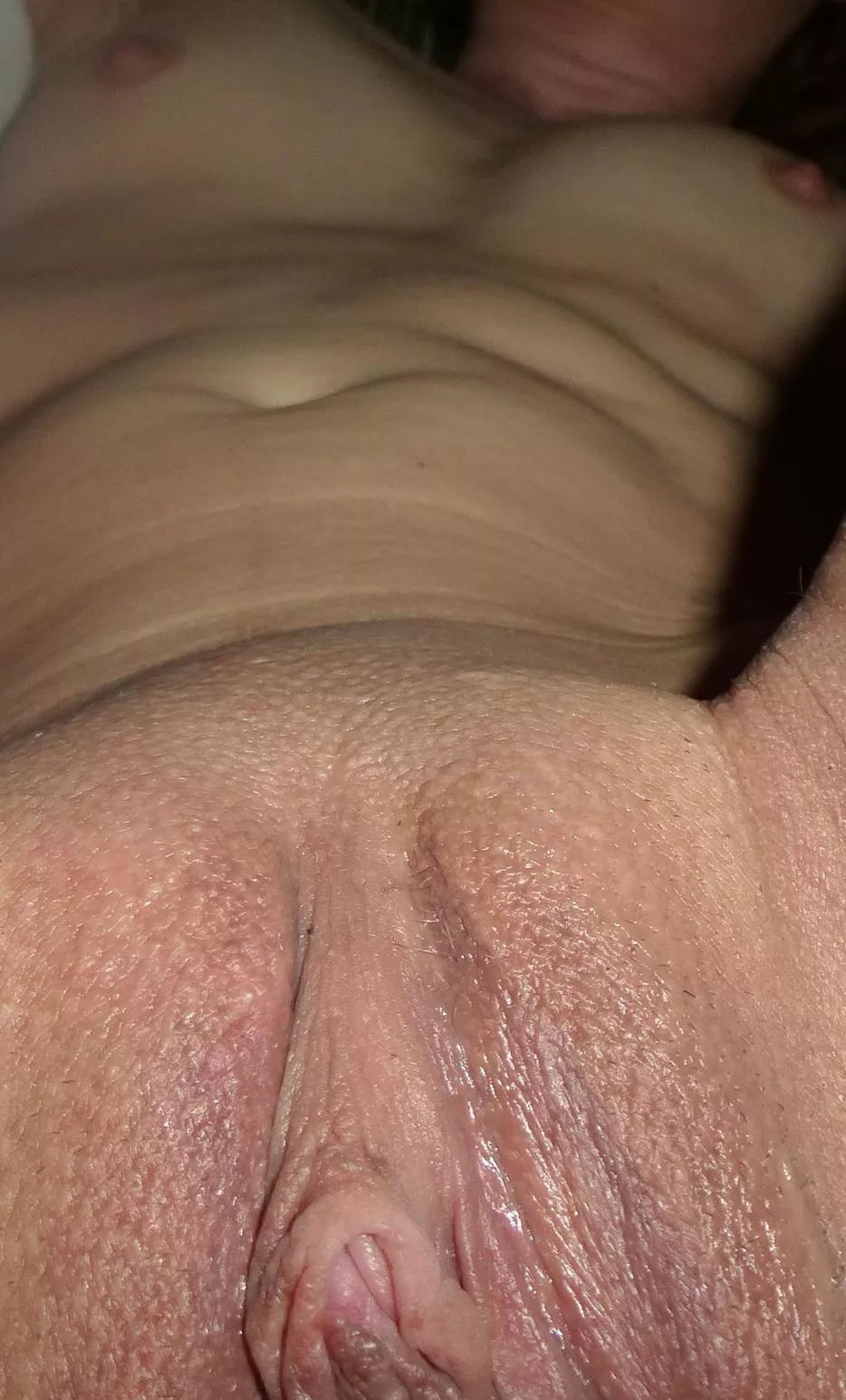 Shortly before an orgasm I'm totally tense, please help me [F]