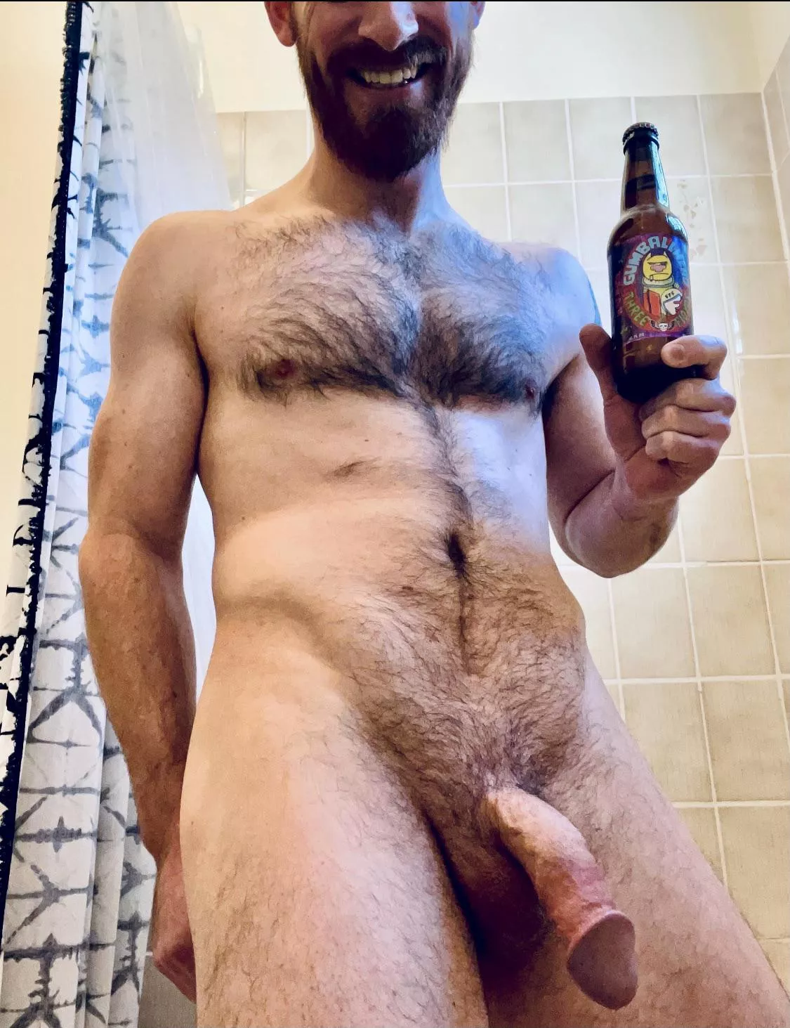 Shower beer cheers to living the Dad Dick lifestyle ðŸ»[35]