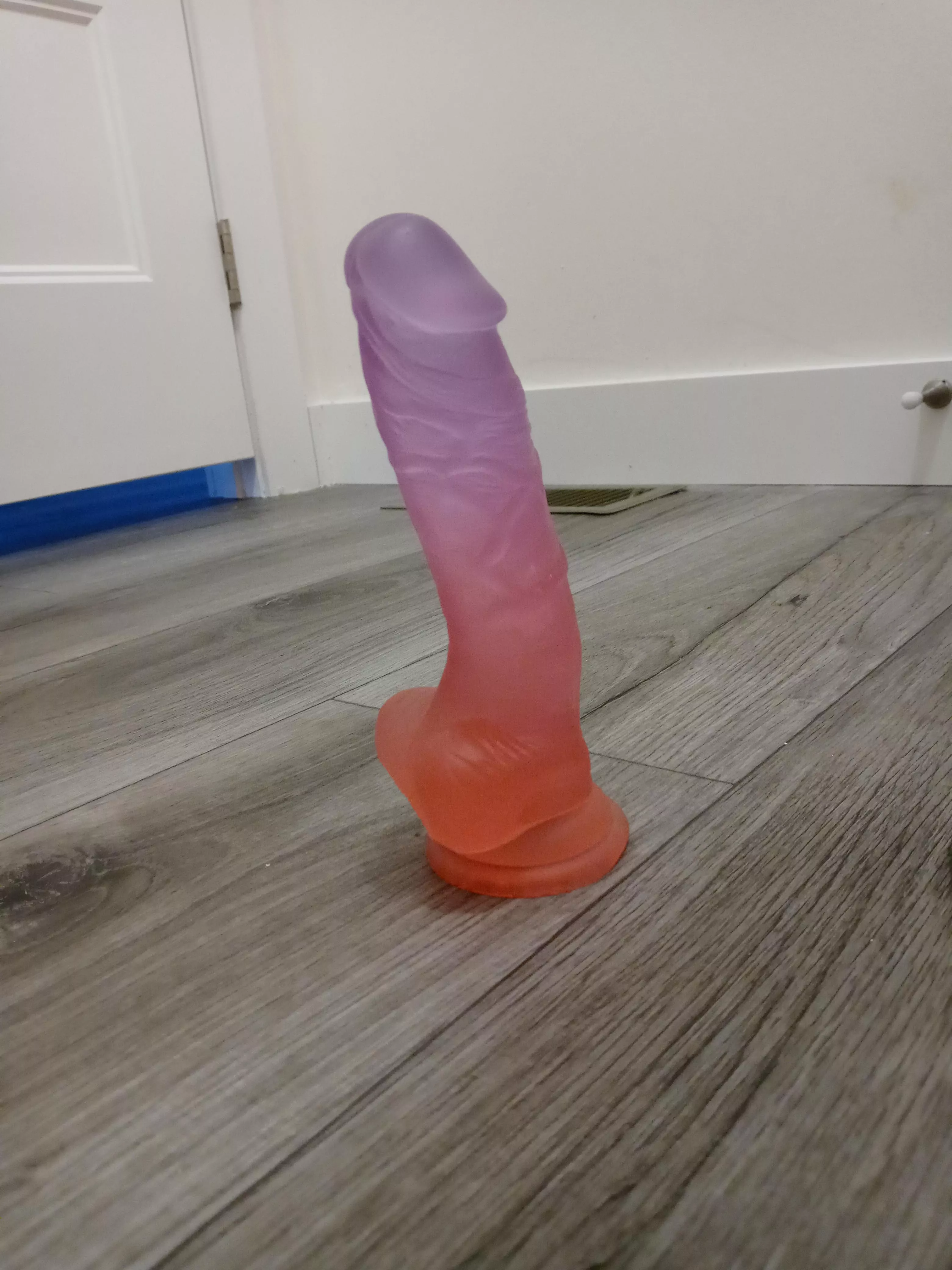 Showing off my awesome new toy! I used it for the first time earlier, if you wanna see, check out my ISMYGIRL page. LINK IN BIO. I also take requests and sell photos so hmu