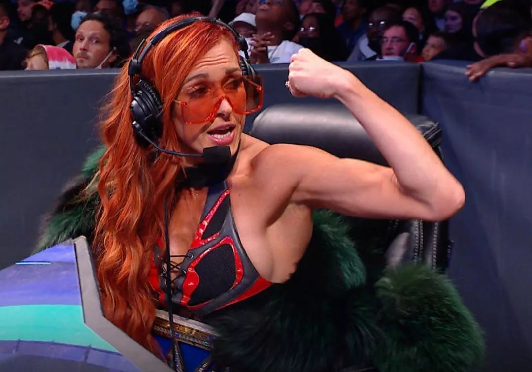 Sideboob Becky