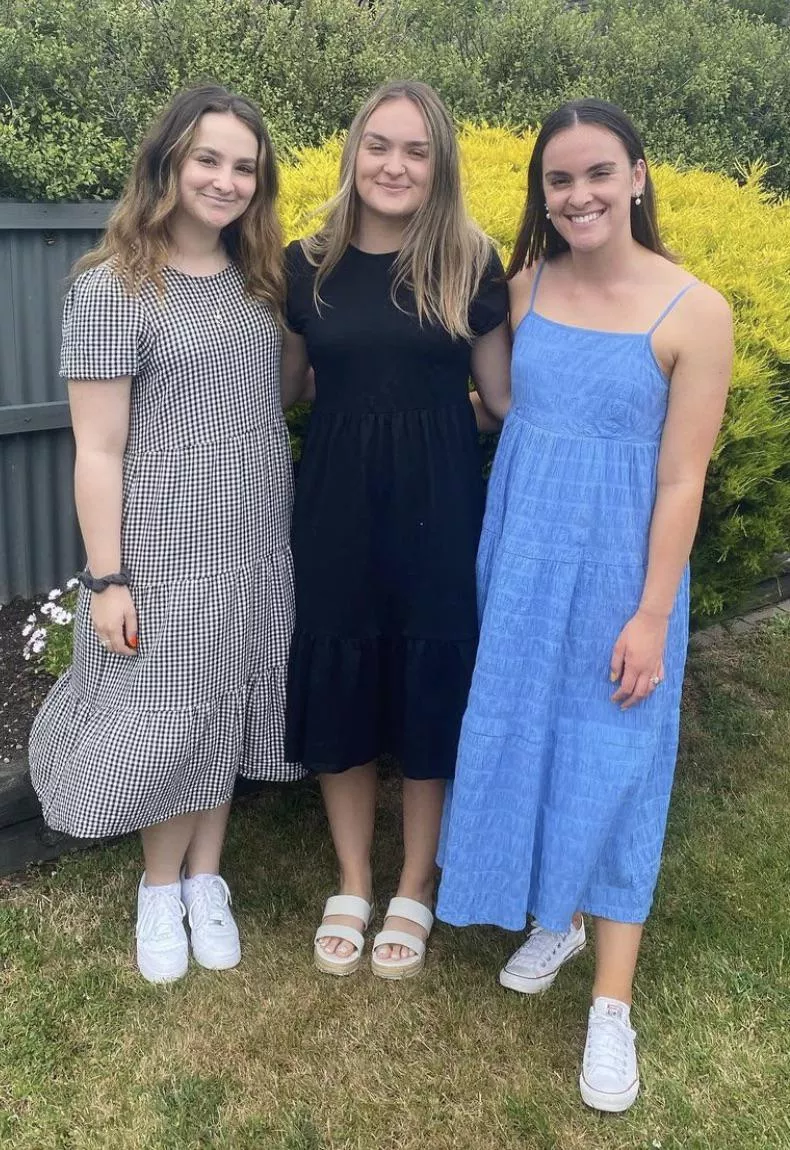 Sisters, youngest (left) to oldest (right)