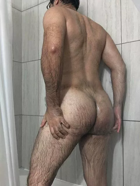 Smack this wet ass