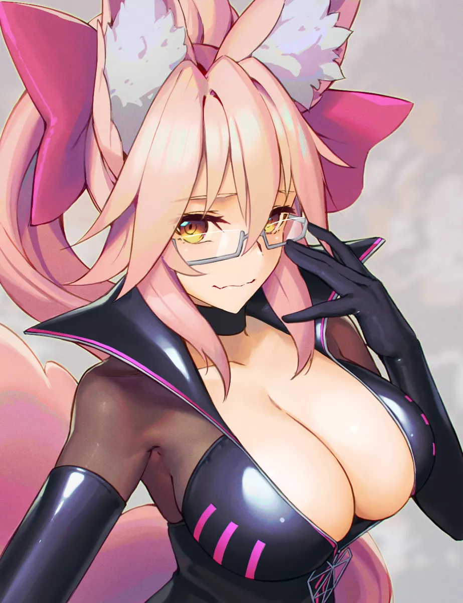 Smug Tamamo