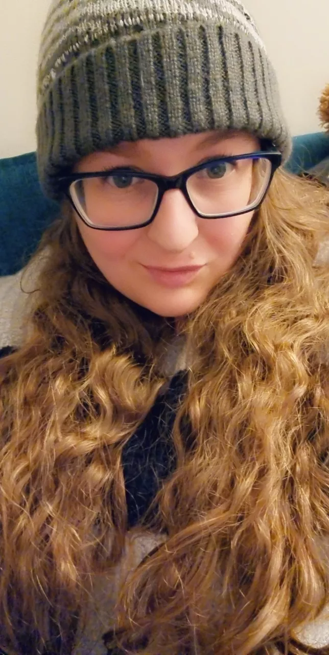 So happy with my wavy hair today 🥰