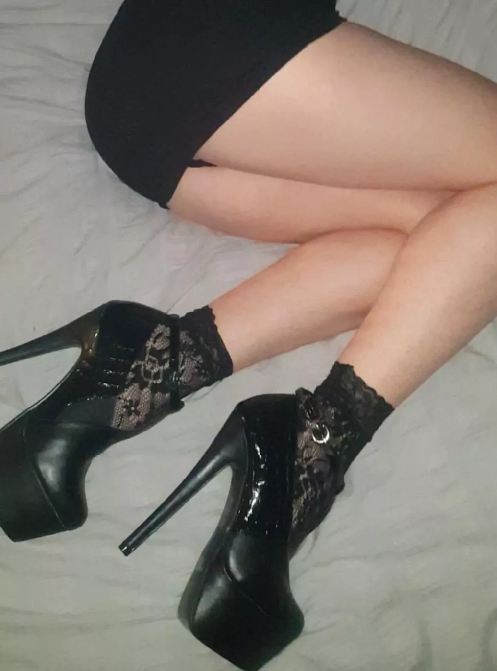 Socks with heels