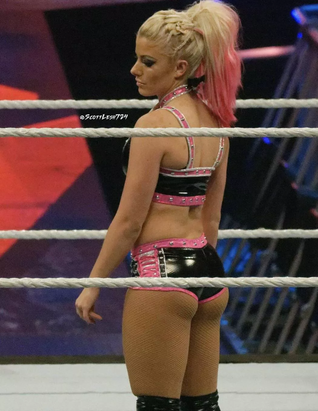 Some Alexa booty