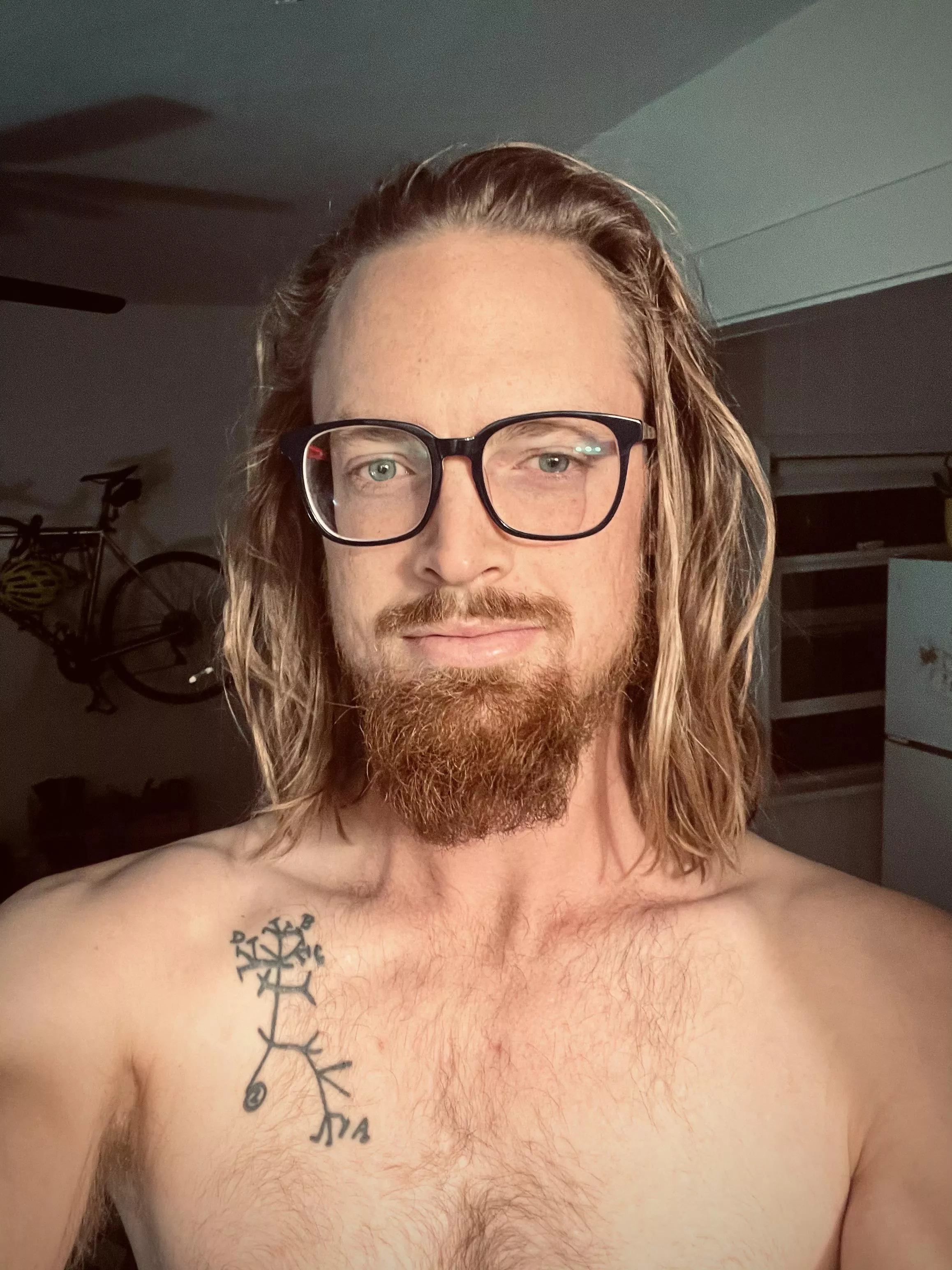 Sometimes us Viking looking dudes out here looking nerdy 🤓🤓🤓