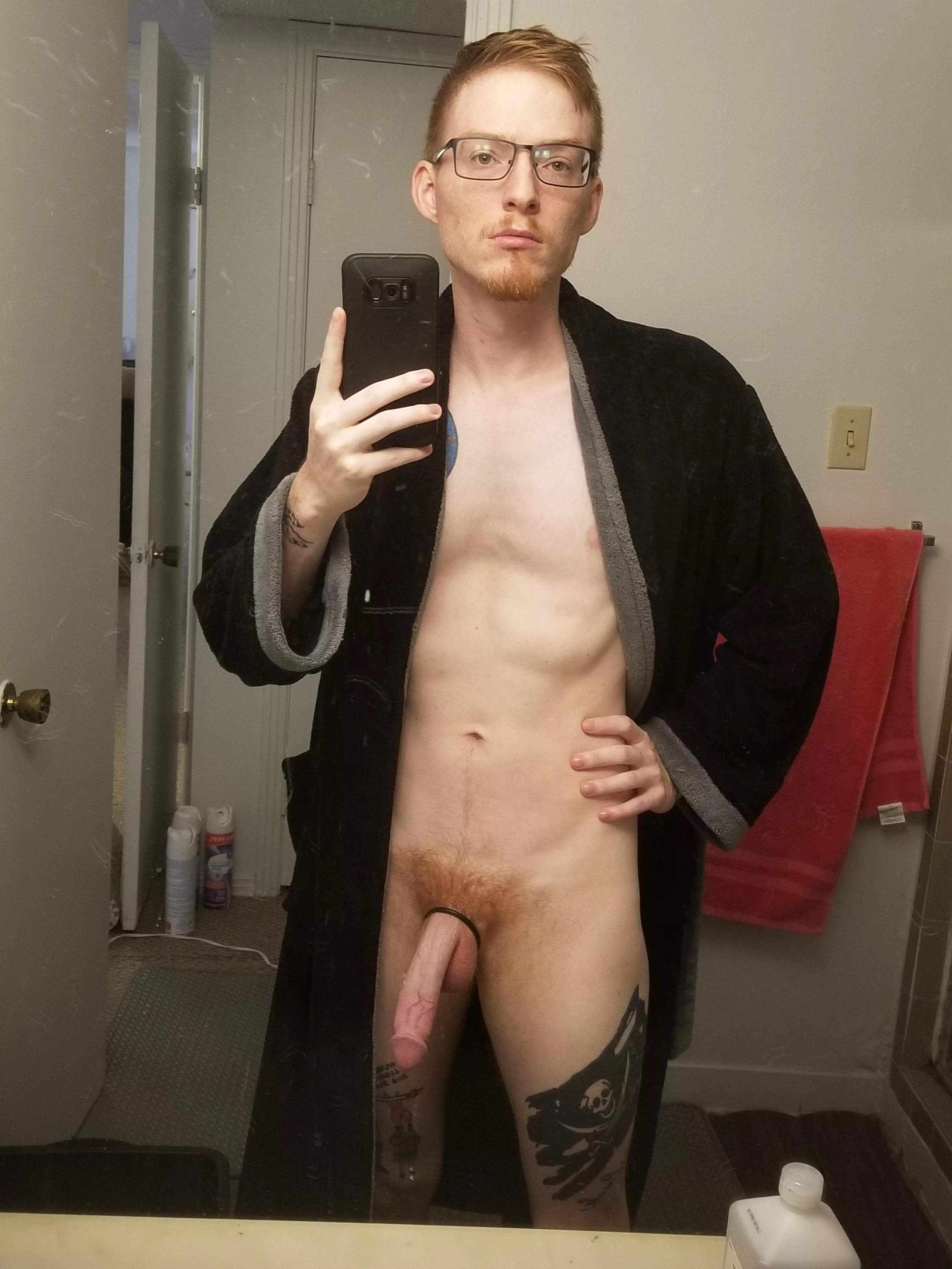 Starting to get colder around here, someone want to come keep my cock warm for the winter? ðŸ˜œ