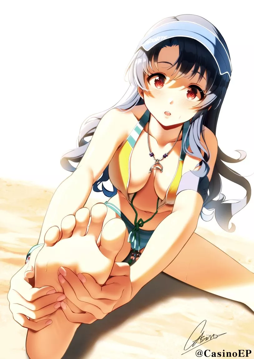 Stretch on the beach. [Idolmaster Million Live!]