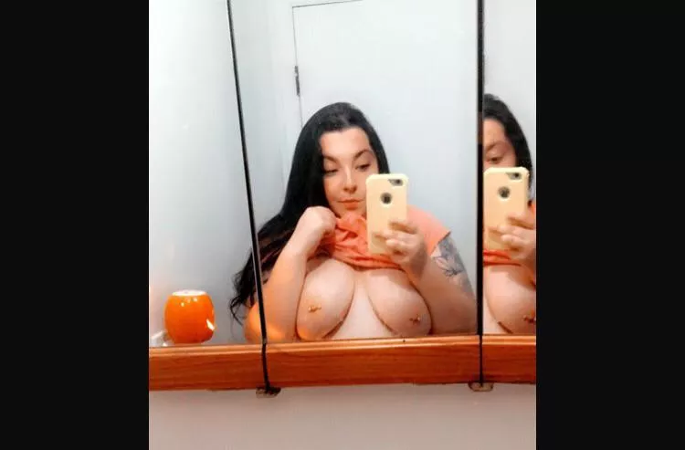 Suck on my titsðŸ‘…