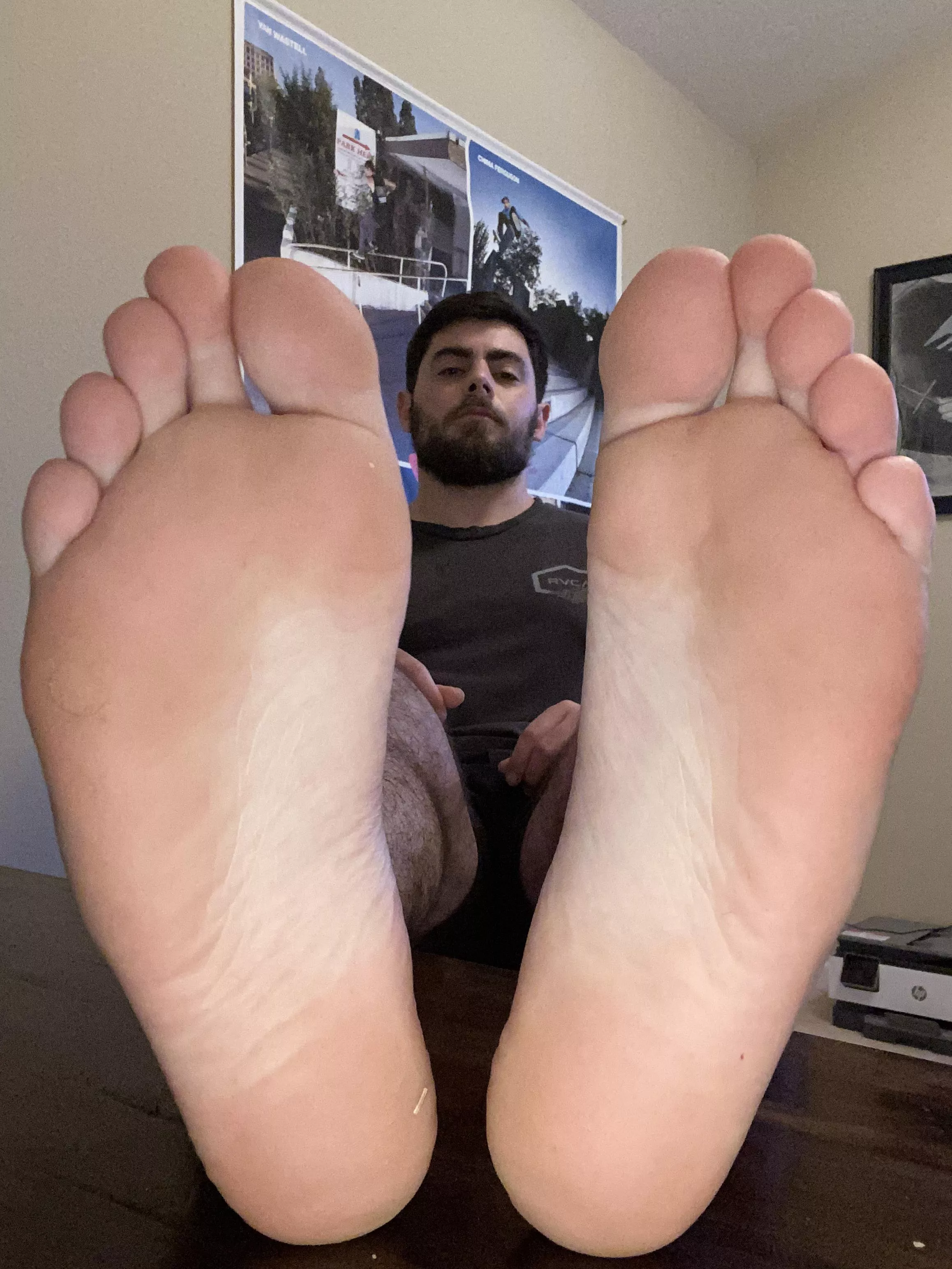 Suck on my toes ;)