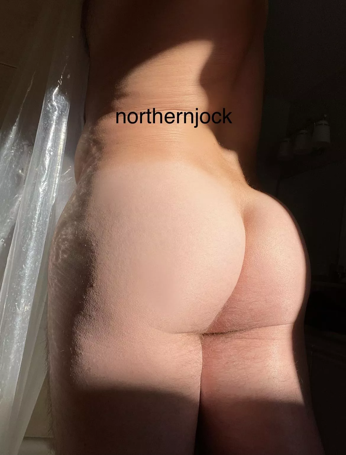 Sun does the booty good