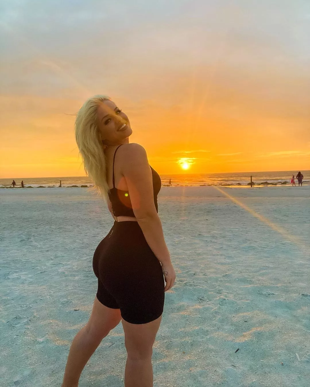 Sunset with a view...@diamonddeeeee Danielle Nickerson