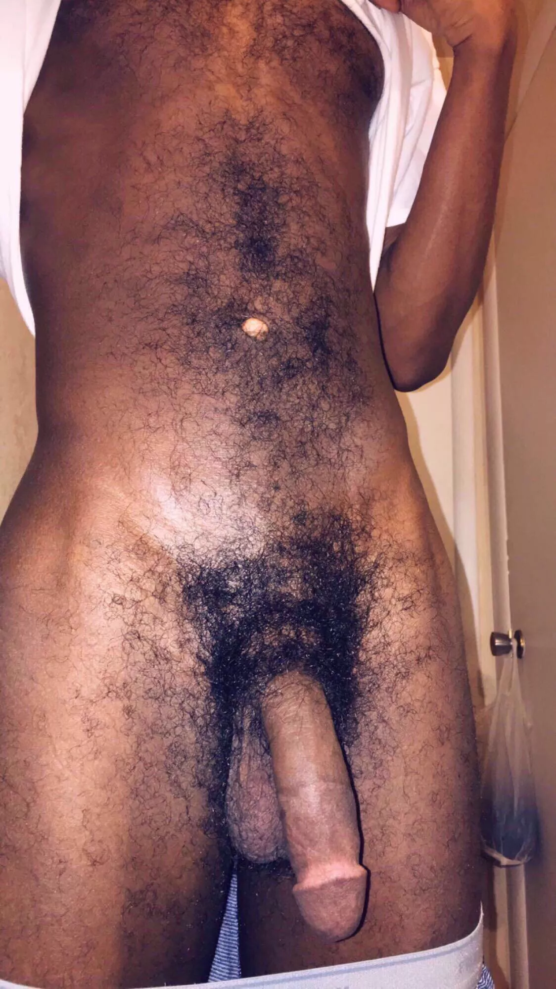 Sup guys I’m 24 from Arizona! I love hairy guys they’re my biggest weakness. 6ft slim hairy bbc. Hmu