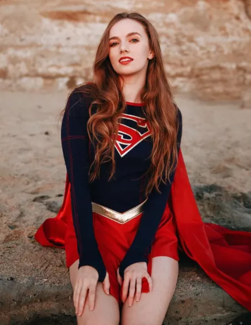 Supergirl by Darthlexii, Going to save the Earth!!