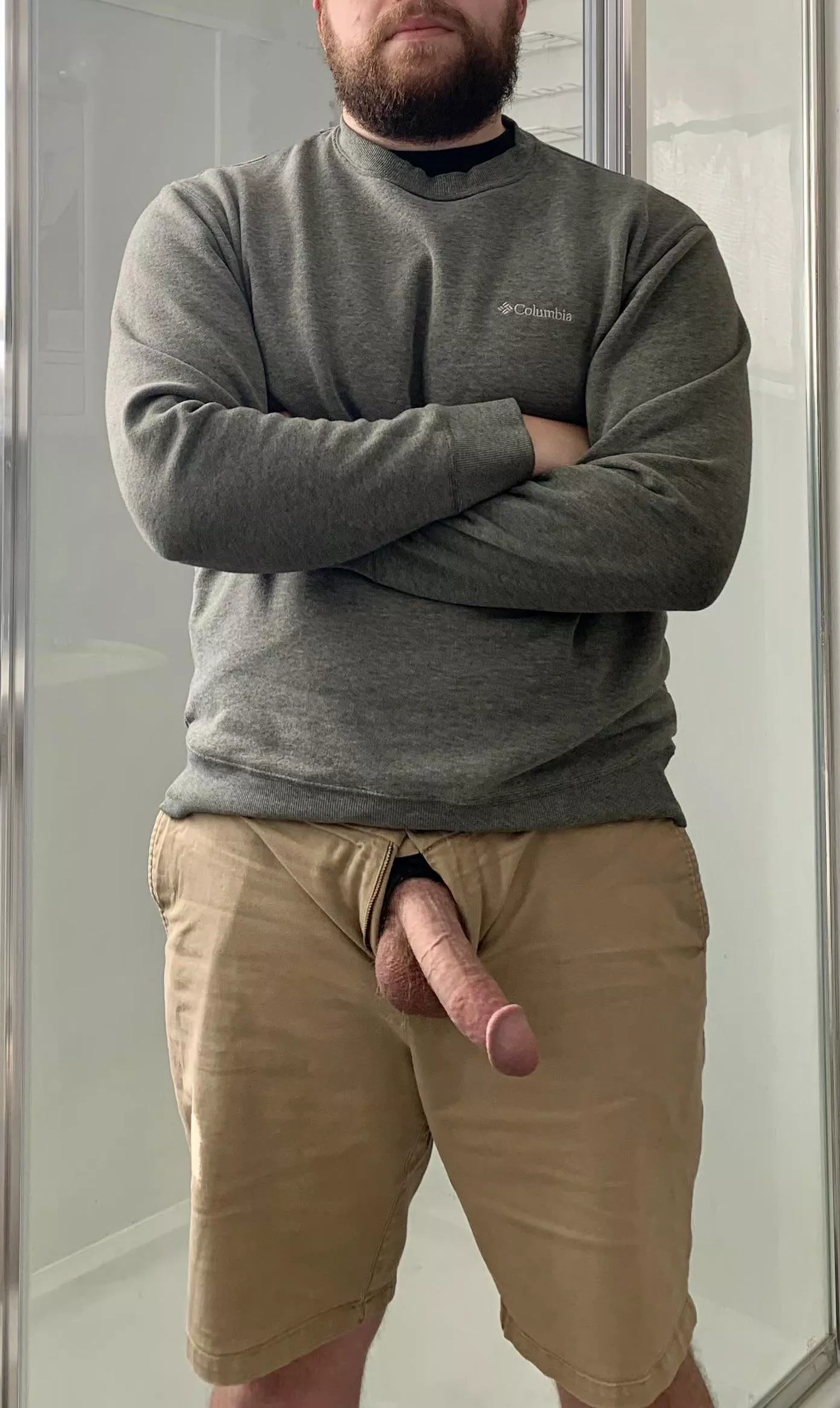 Sweaters go perfect over dad bods 😉 [35]